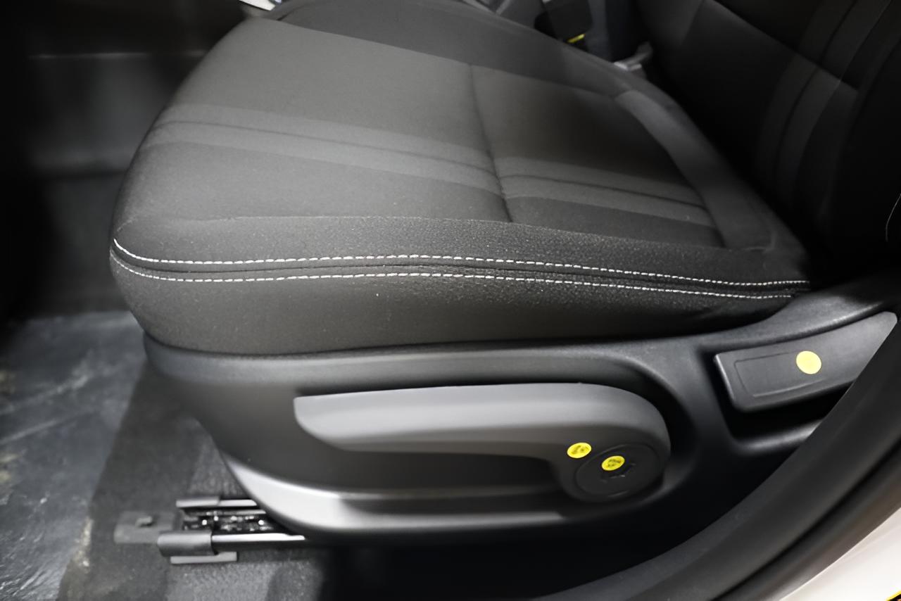 2026 Hyundai VENUE SEL FWD