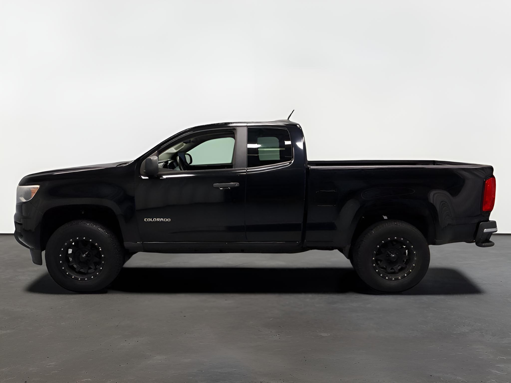 2015 Chevrolet Colorado Extended Cab Long Box 2-Wheel Drive WT