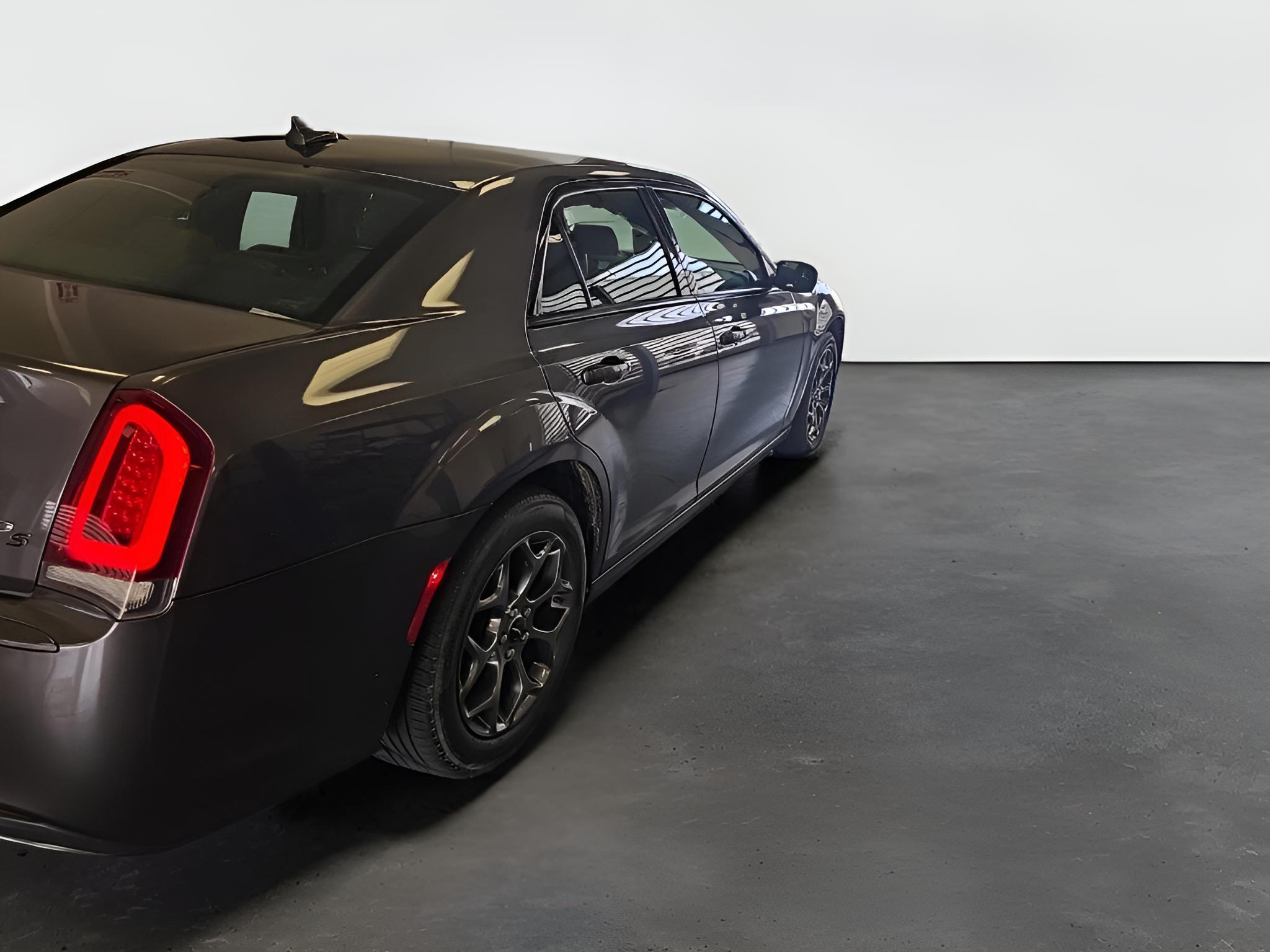2015 Chrysler 300 300S