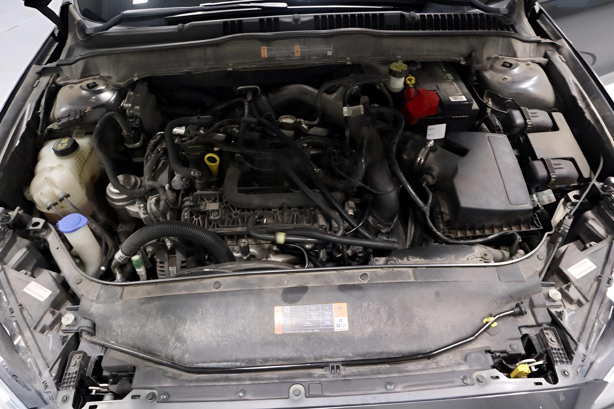 2018 Ford Fusion SE FWD