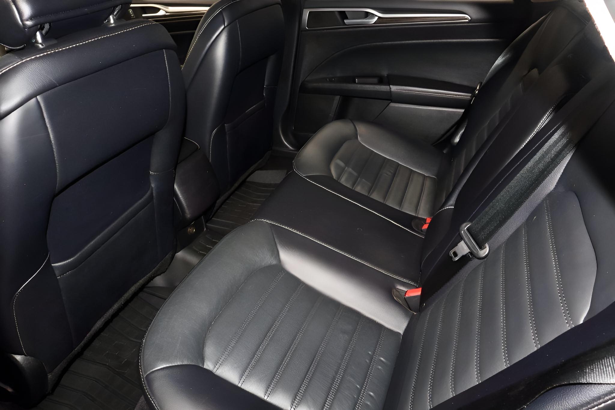 2018 Ford Fusion SE FWD