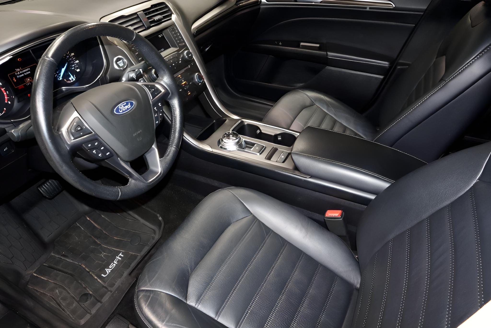 2018 Ford Fusion SE FWD