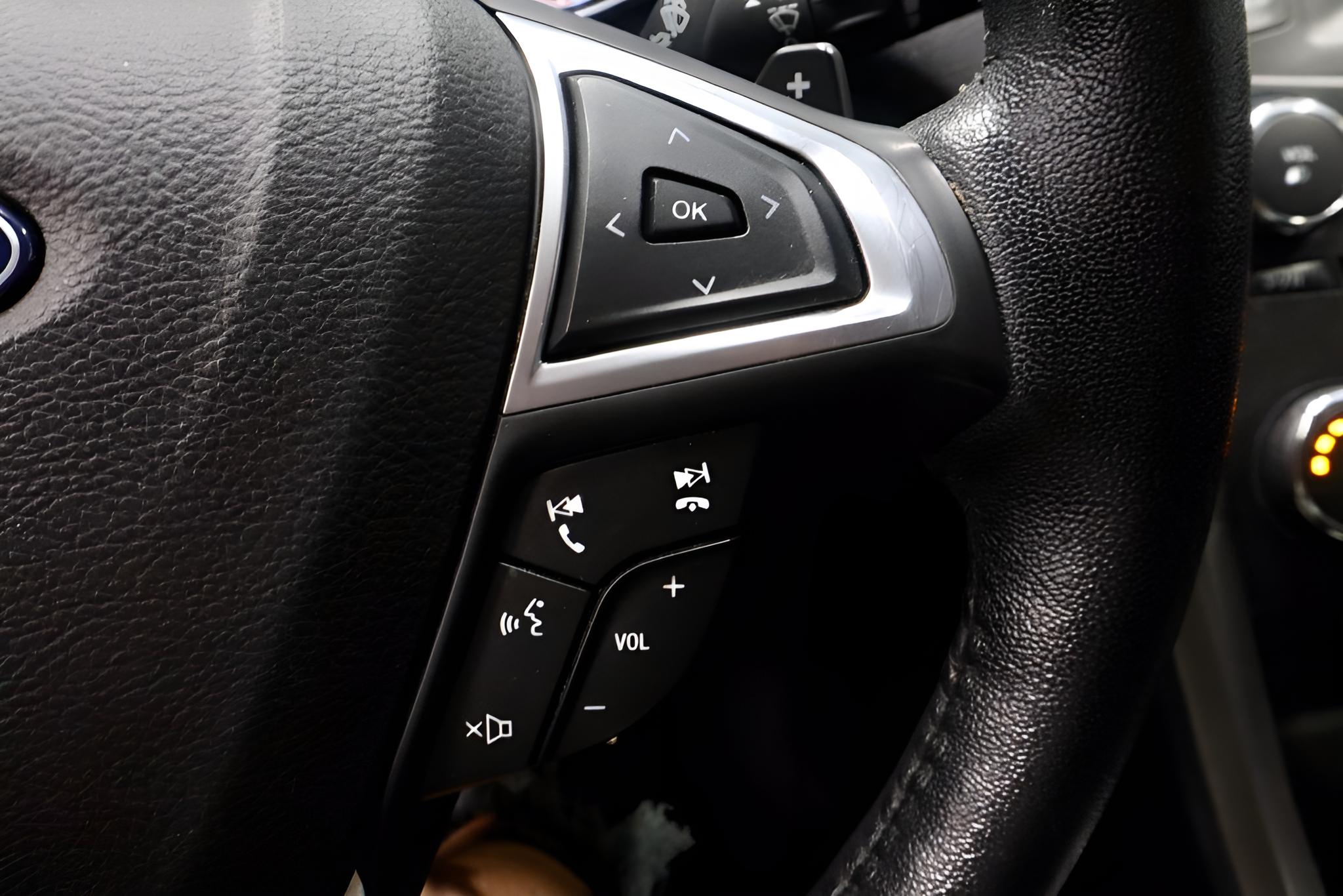 2018 Ford Fusion SE FWD