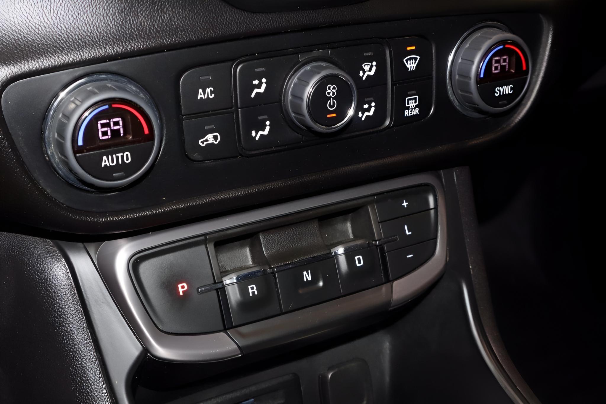 2024 GMC Terrain AT4