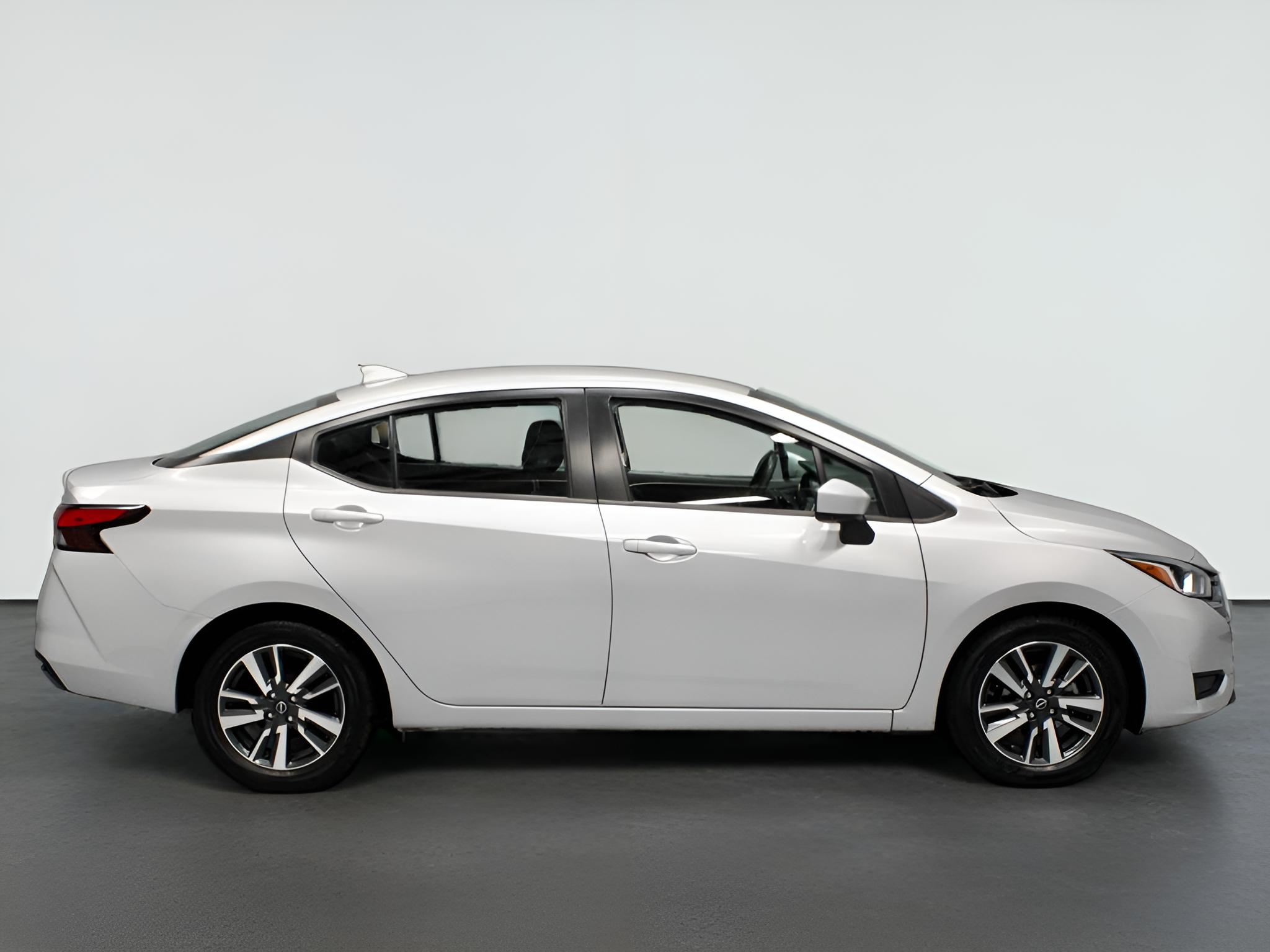 2024 Nissan Versa SV