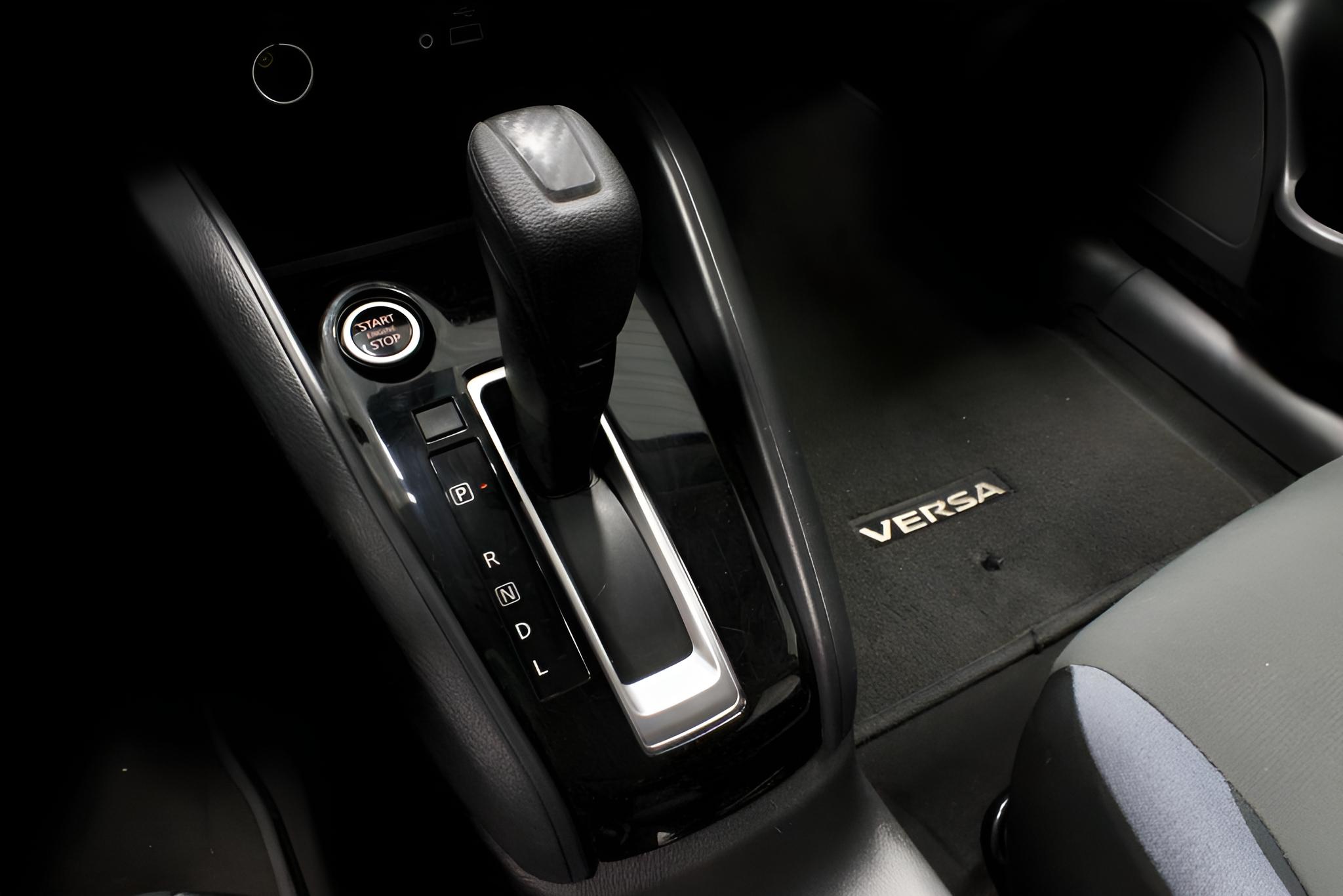 2024 Nissan Versa SV