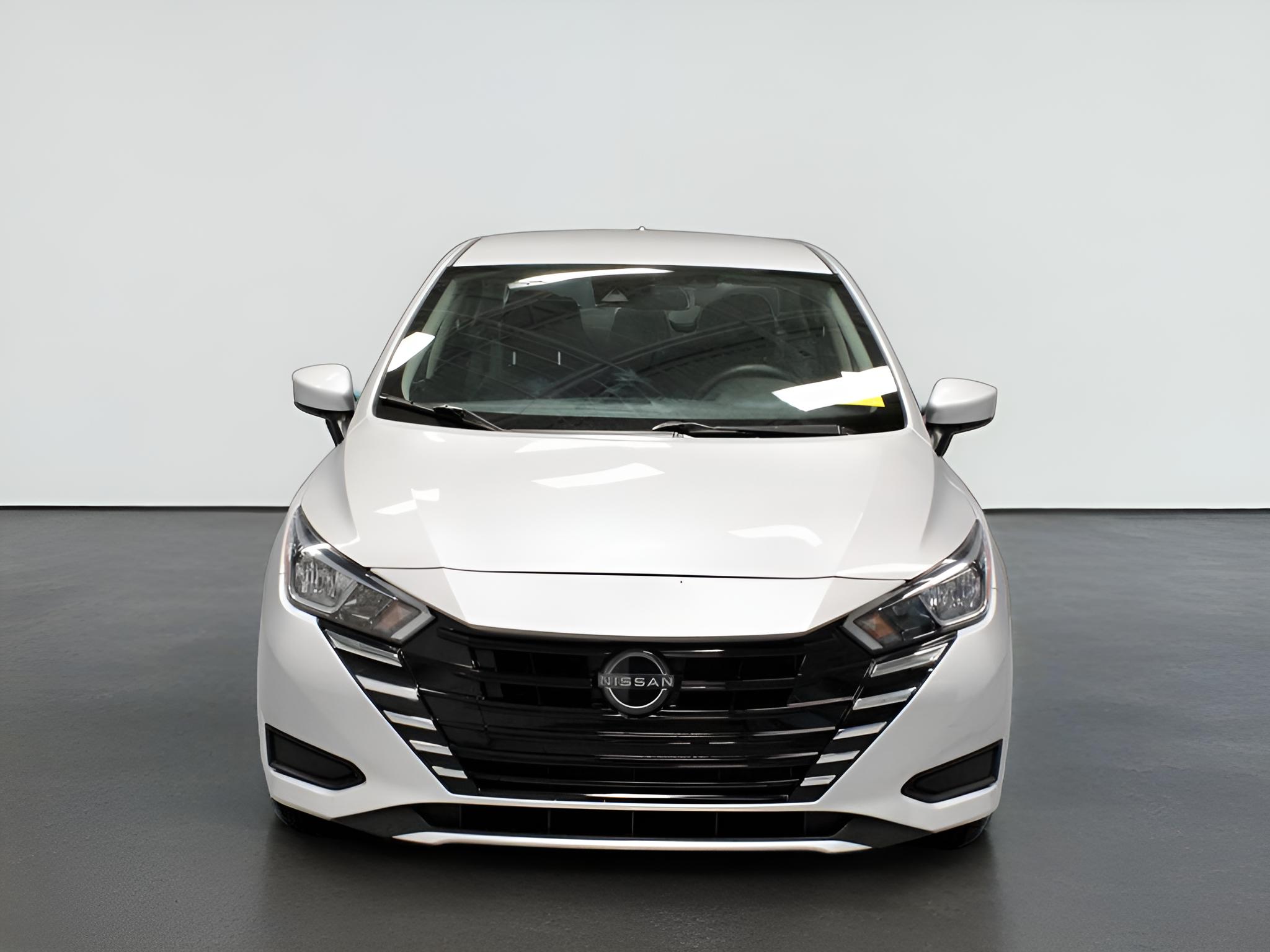 2024 Nissan Versa SV