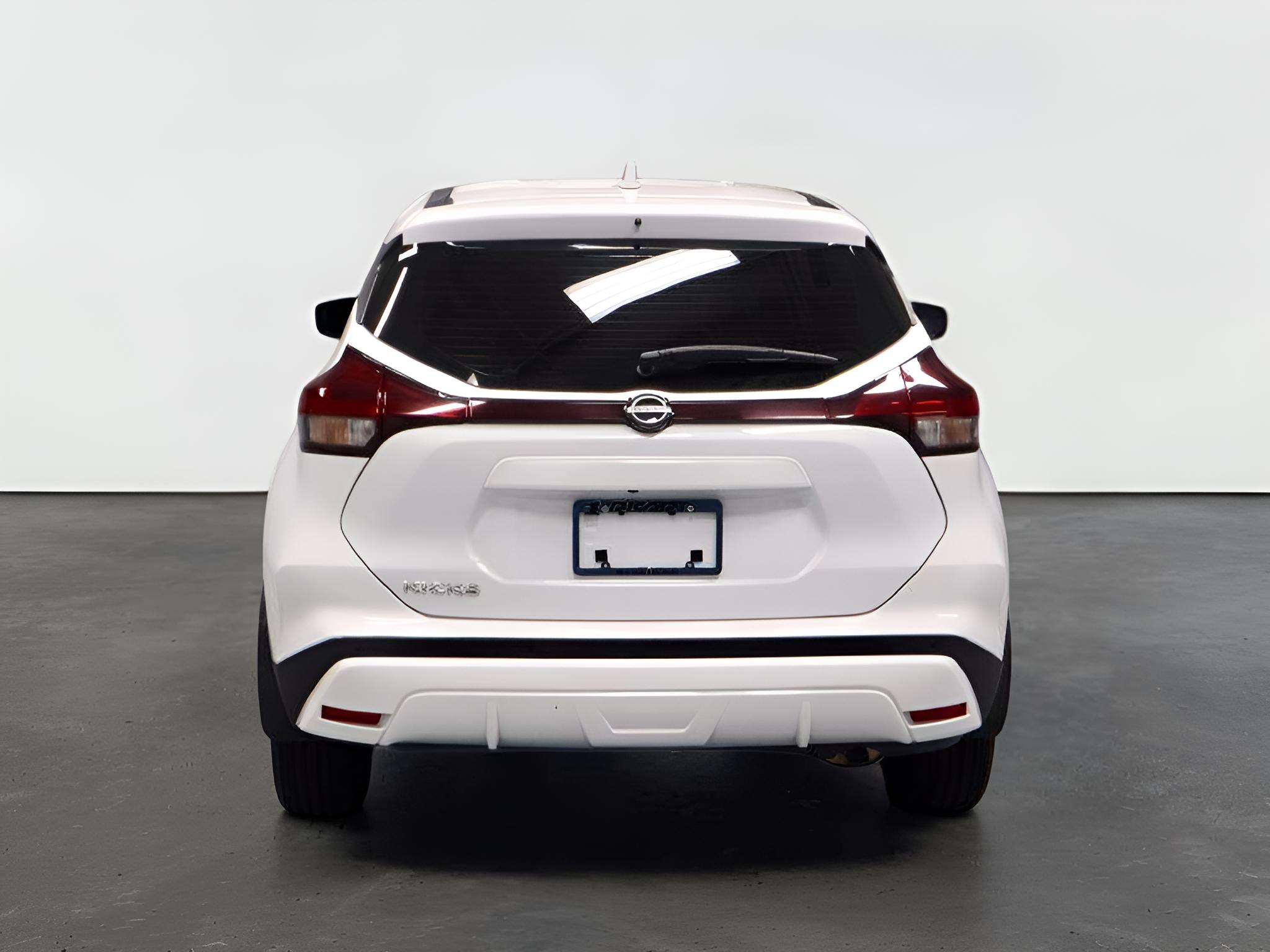 2024 Nissan Kicks S FWD