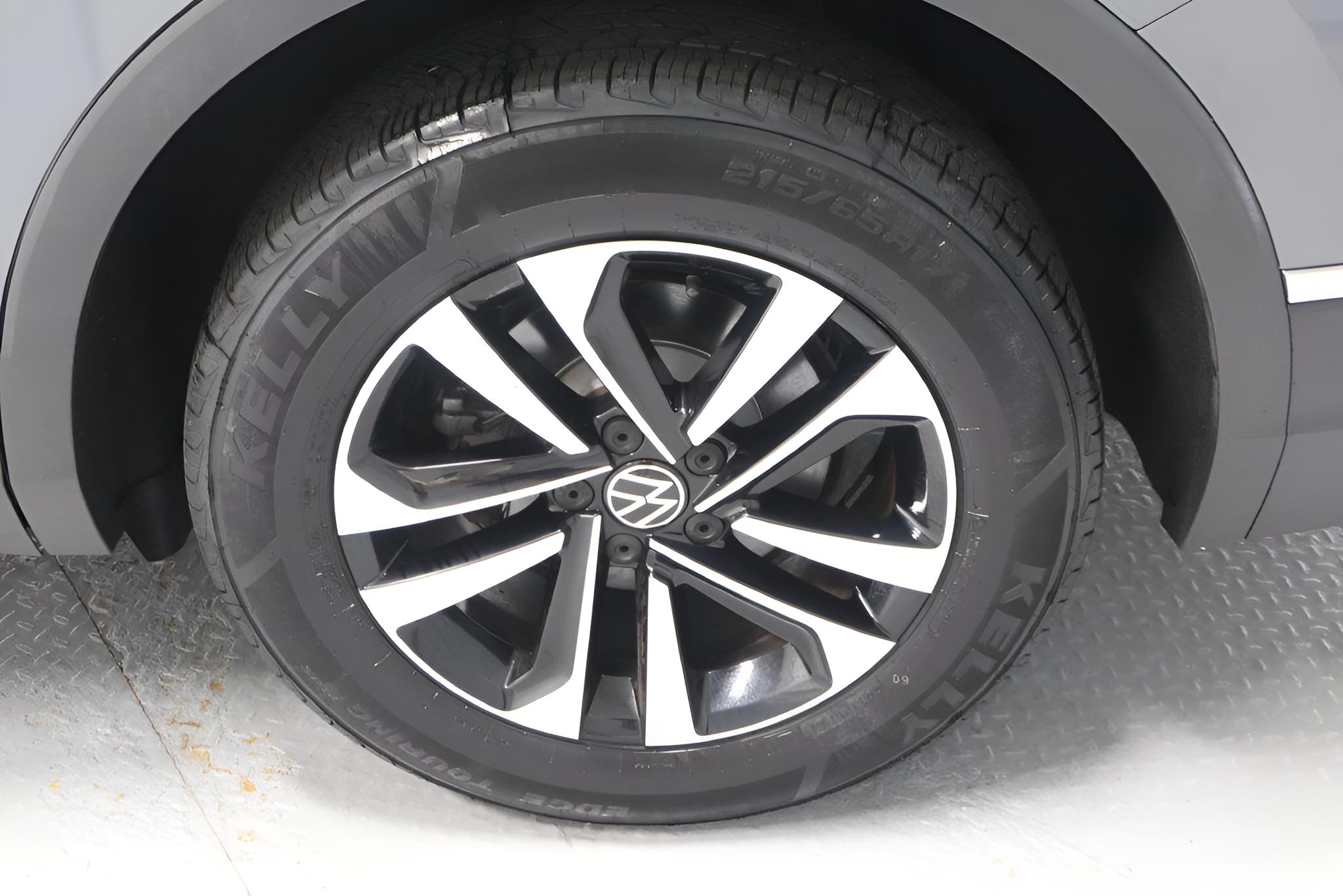 2022 Volkswagen Tiguan S