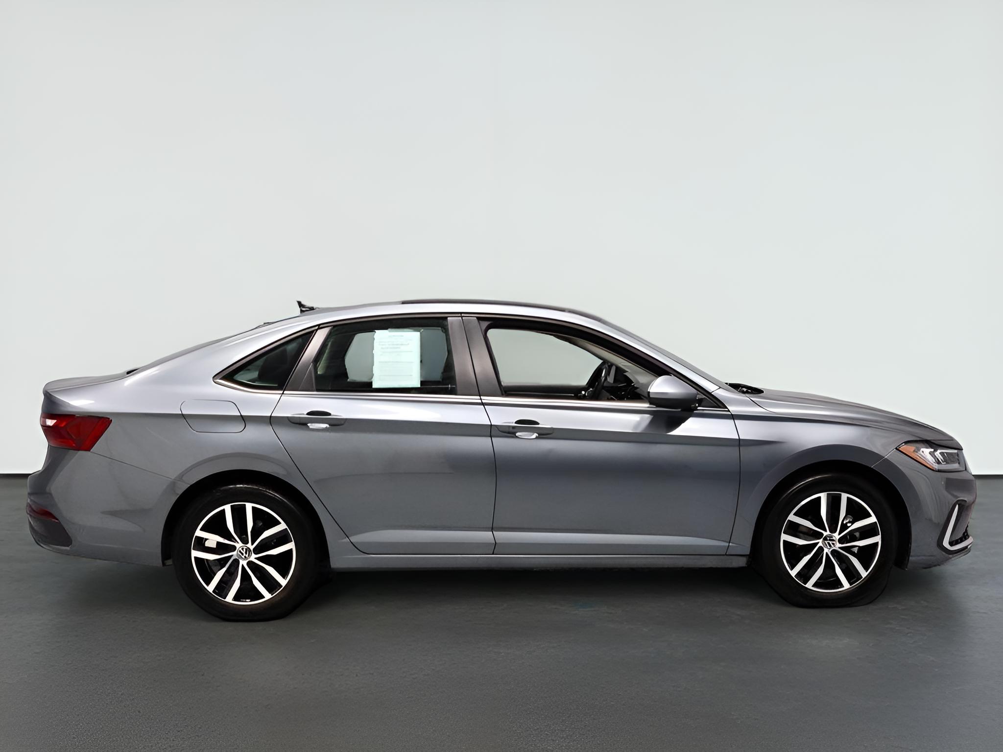 2025 Volkswagen Jetta SE