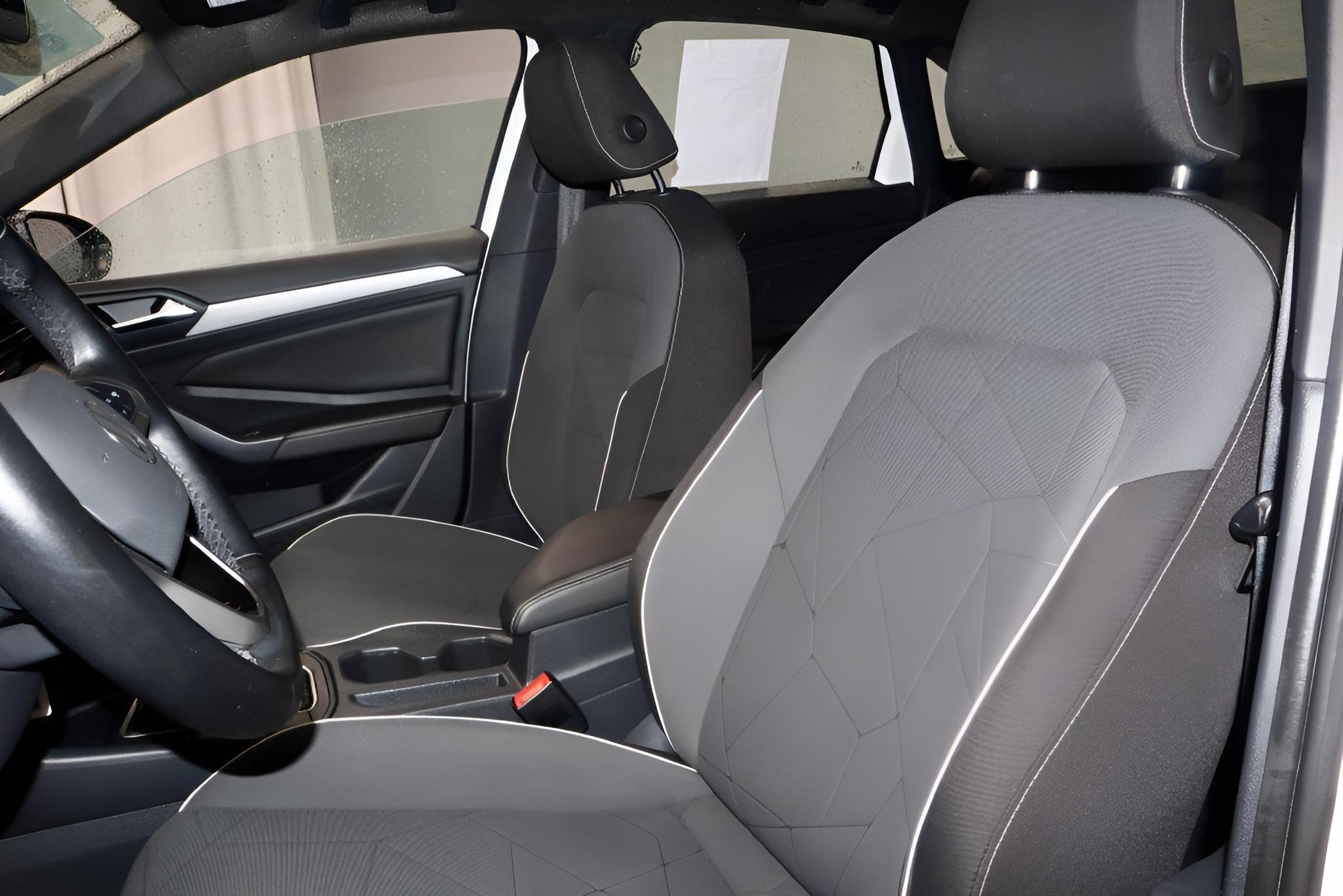 2025 Volkswagen Jetta Sport
