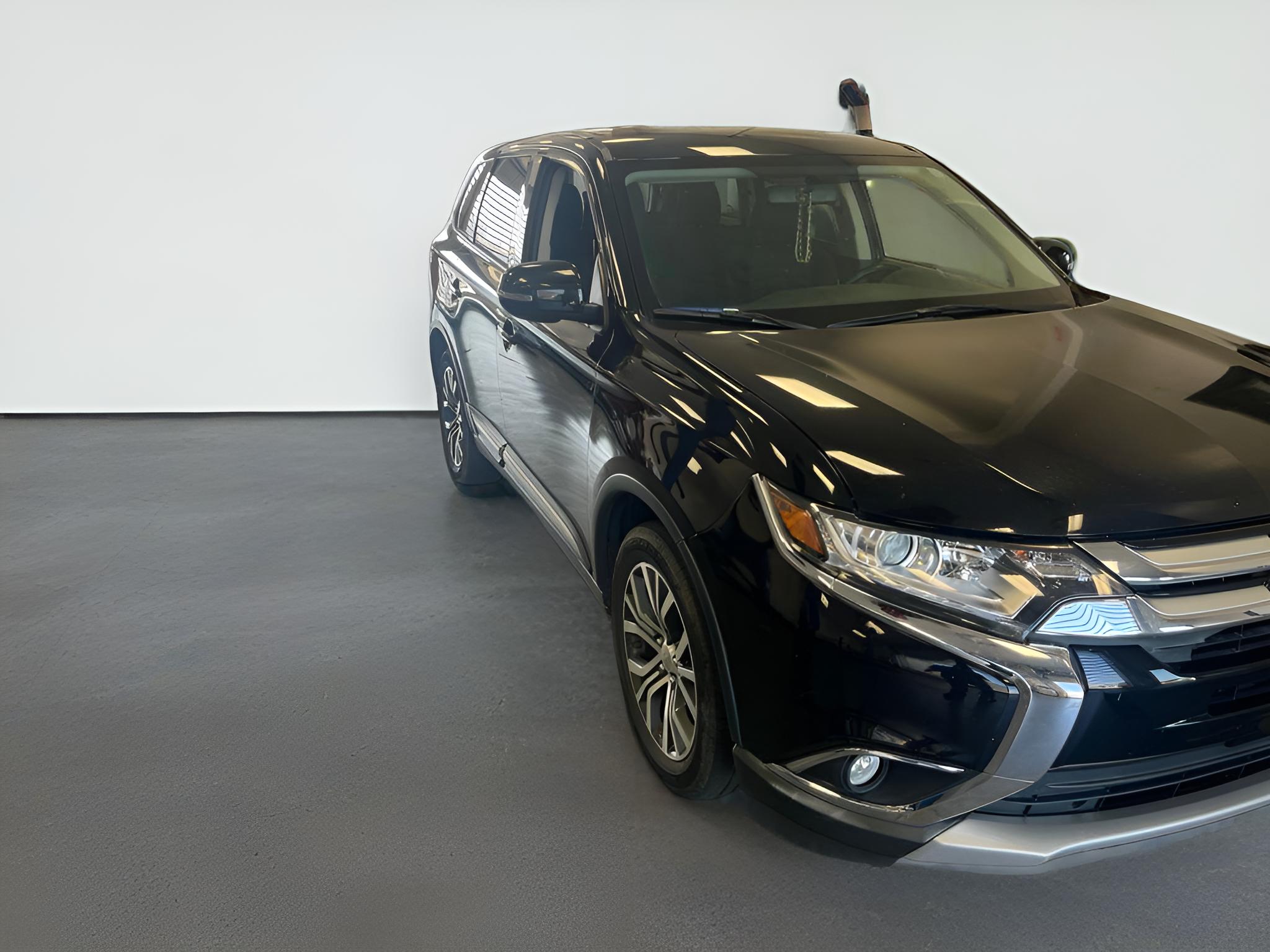 2018 Mitsubishi Outlander SE