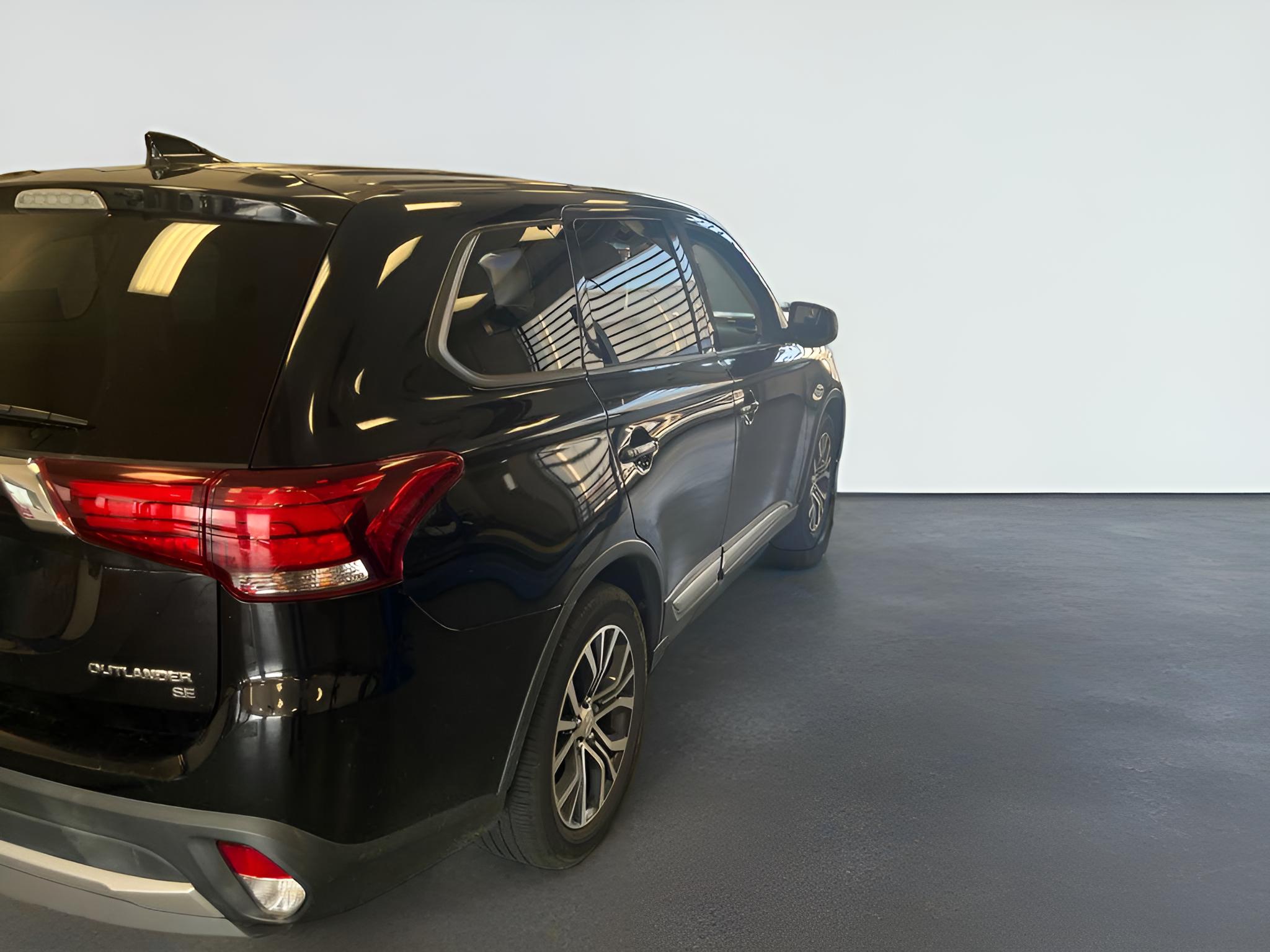 2018 Mitsubishi Outlander SE