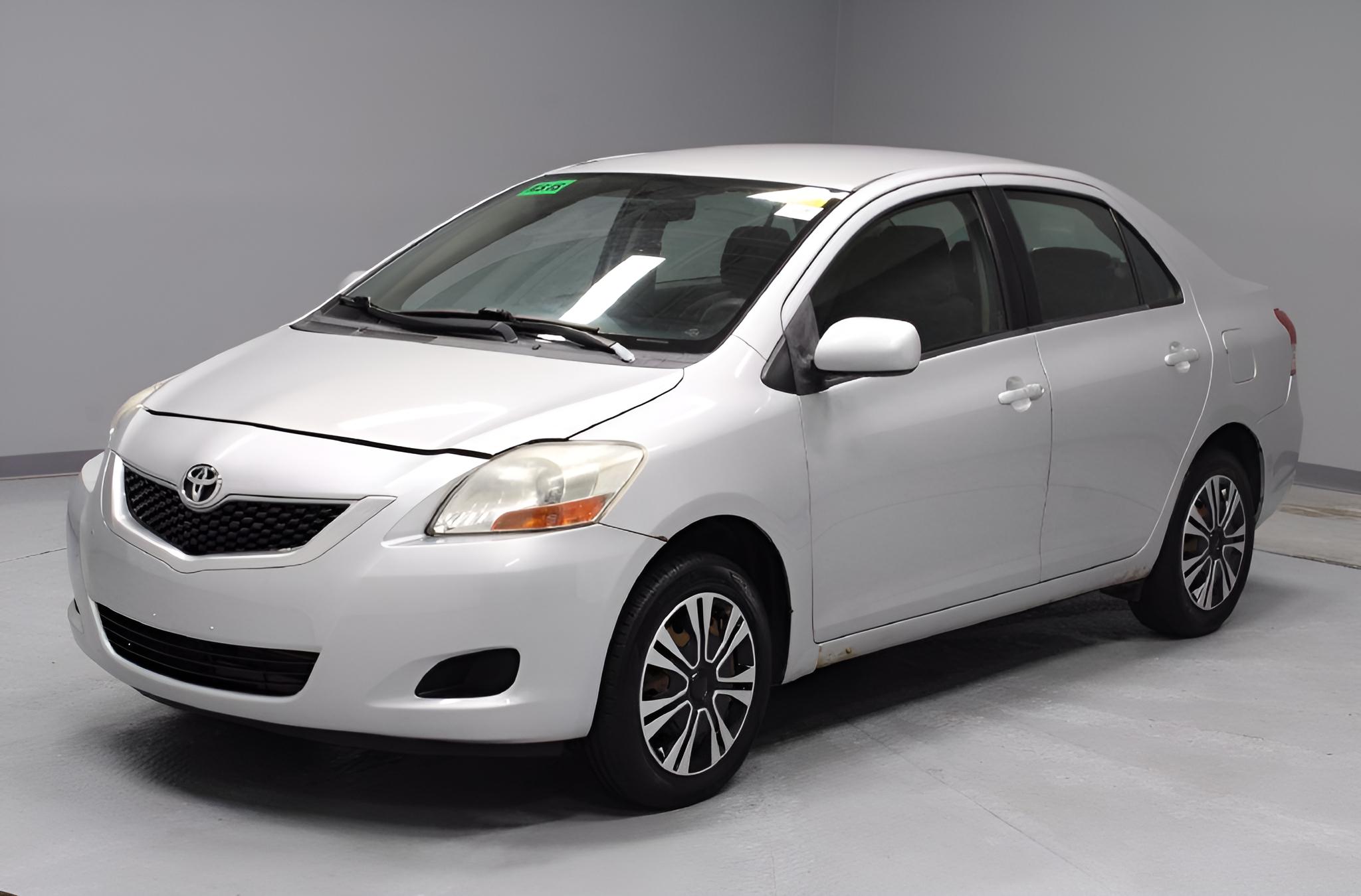 2010 Toyota Yaris Base