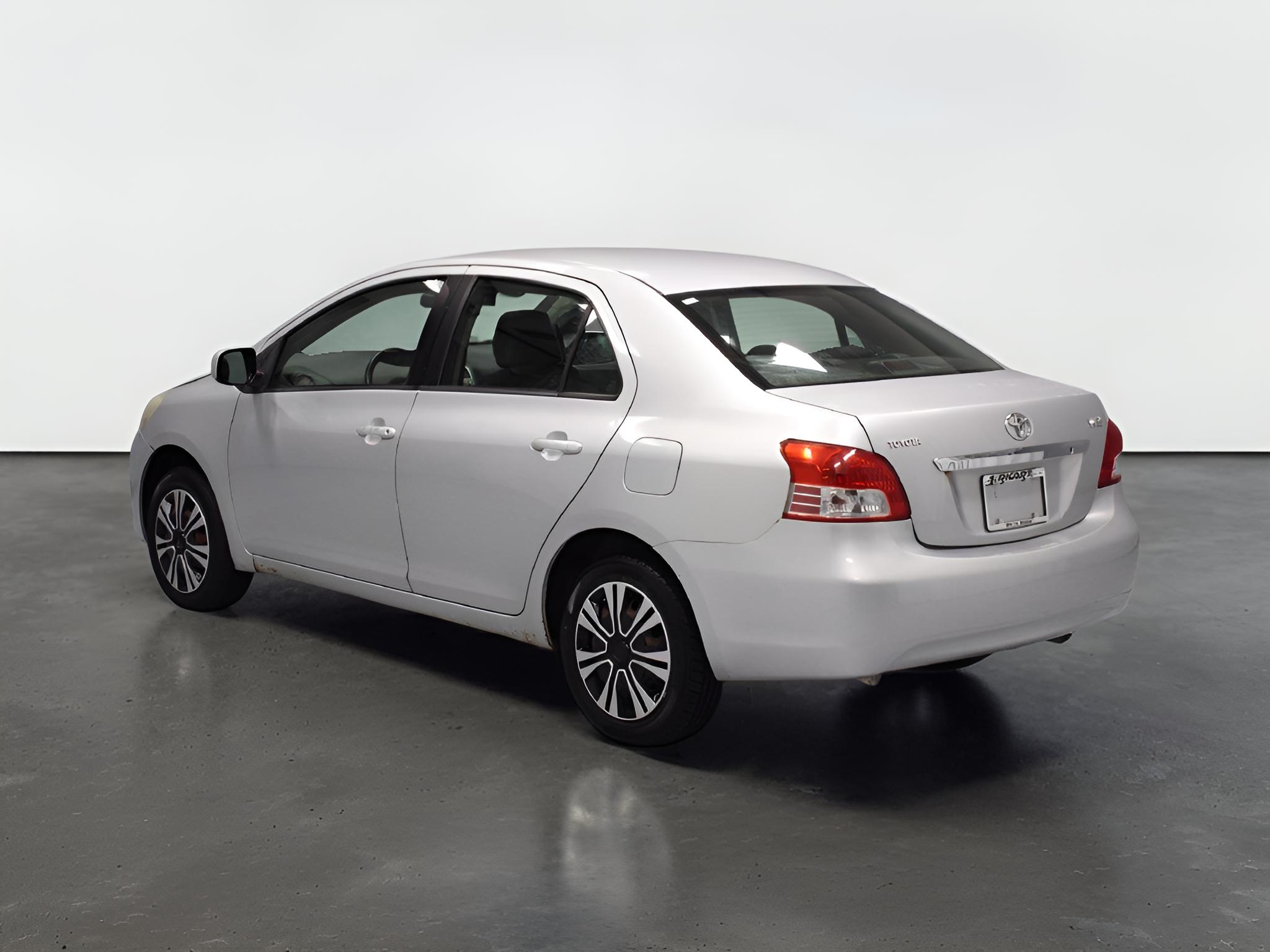 2010 Toyota Yaris Base