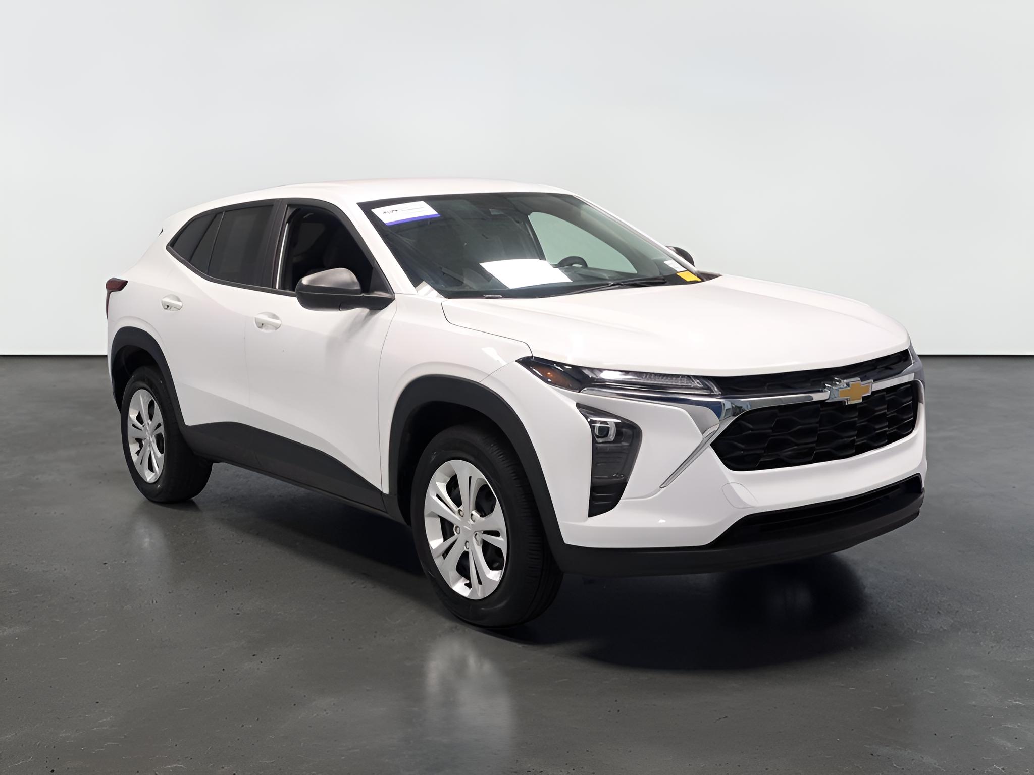 2025 Chevrolet Trax LS