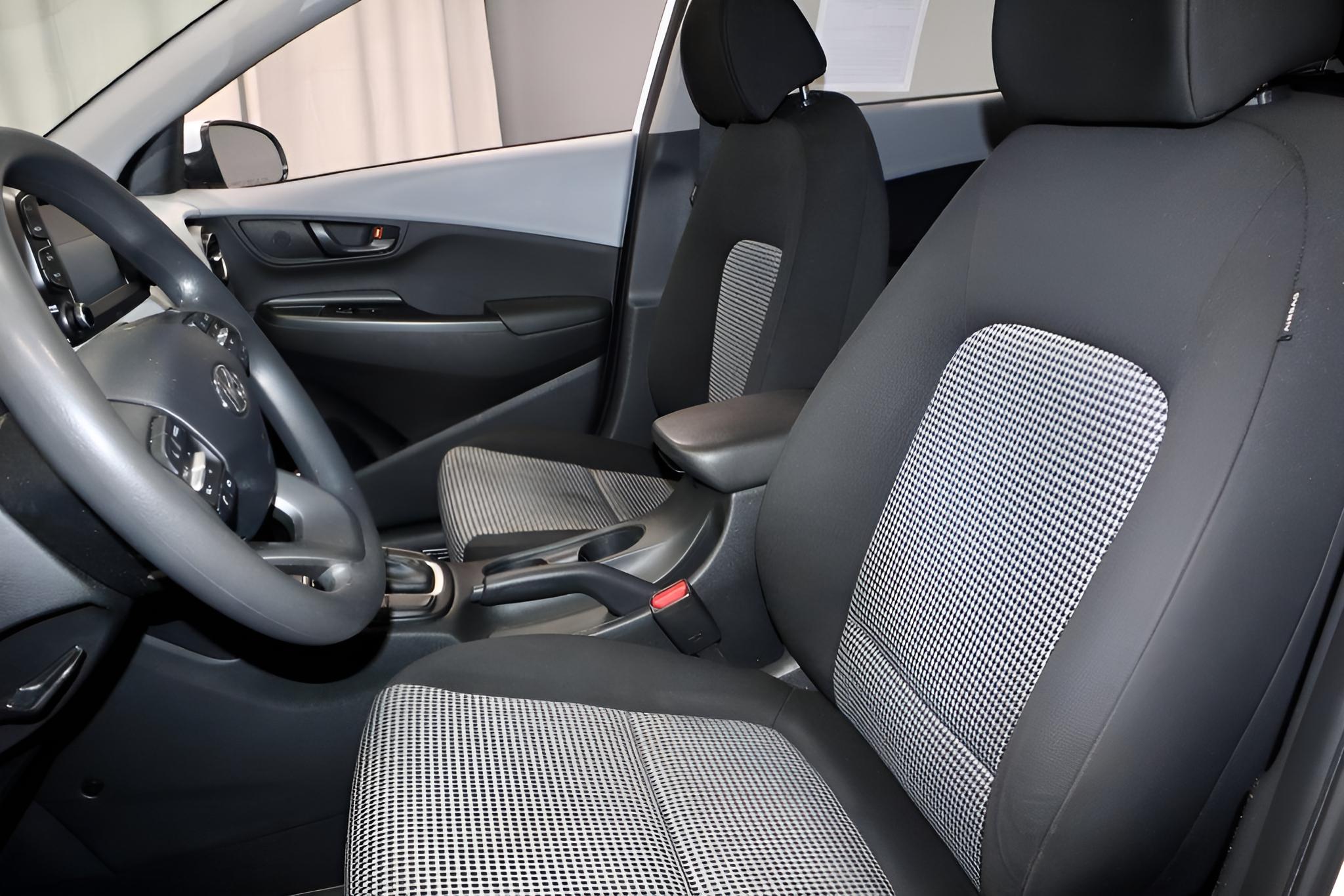 2021 Hyundai KONA SE