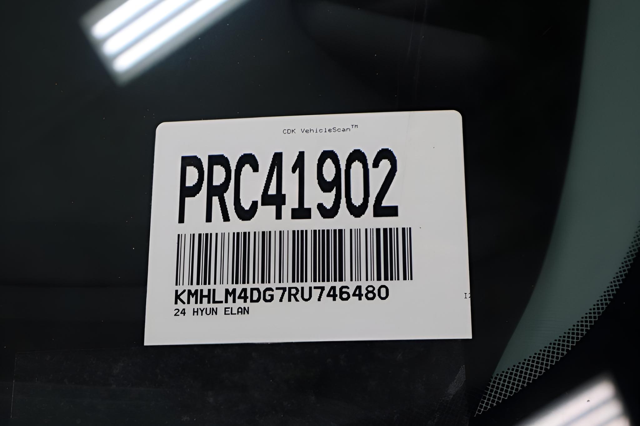 2024 Hyundai ELANTRA SEL