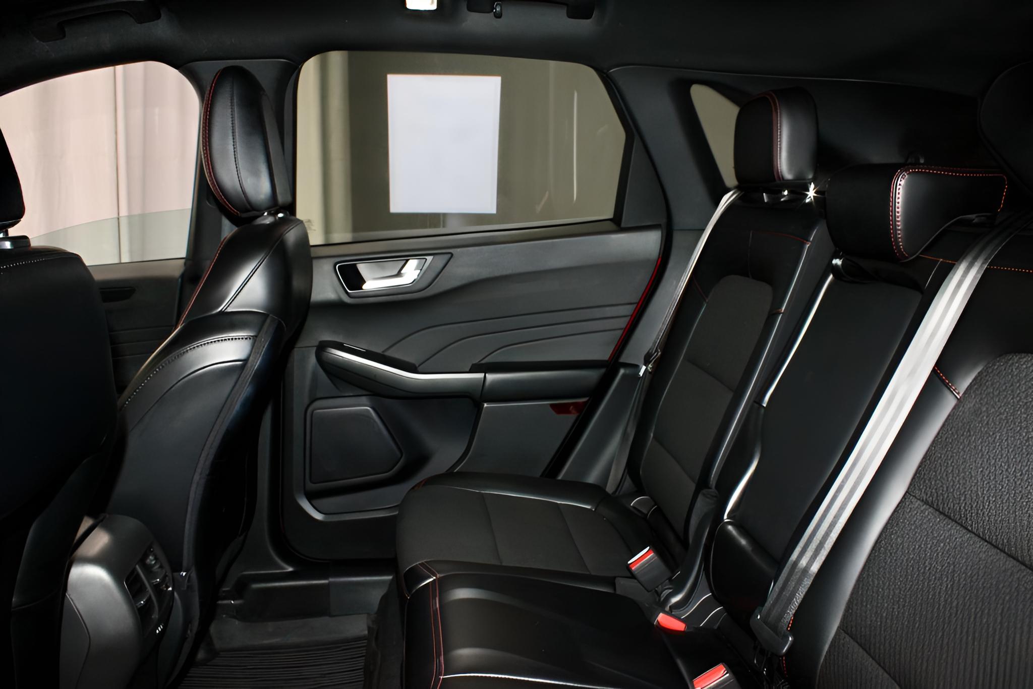 2024 Ford Escape ST-Line AWD