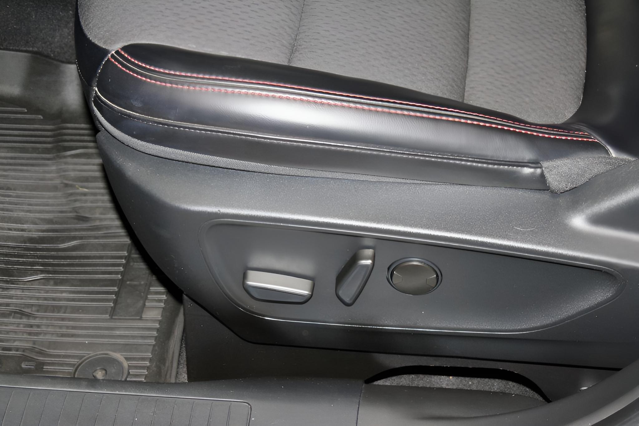 2024 Ford Escape ST-Line AWD