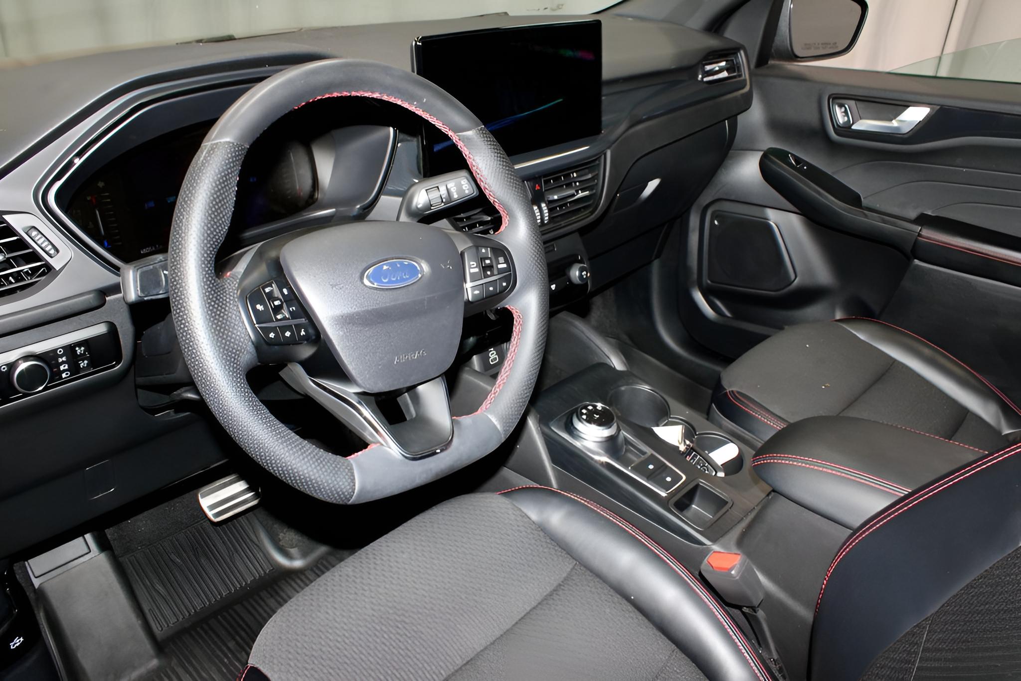 2024 Ford Escape ST-Line AWD