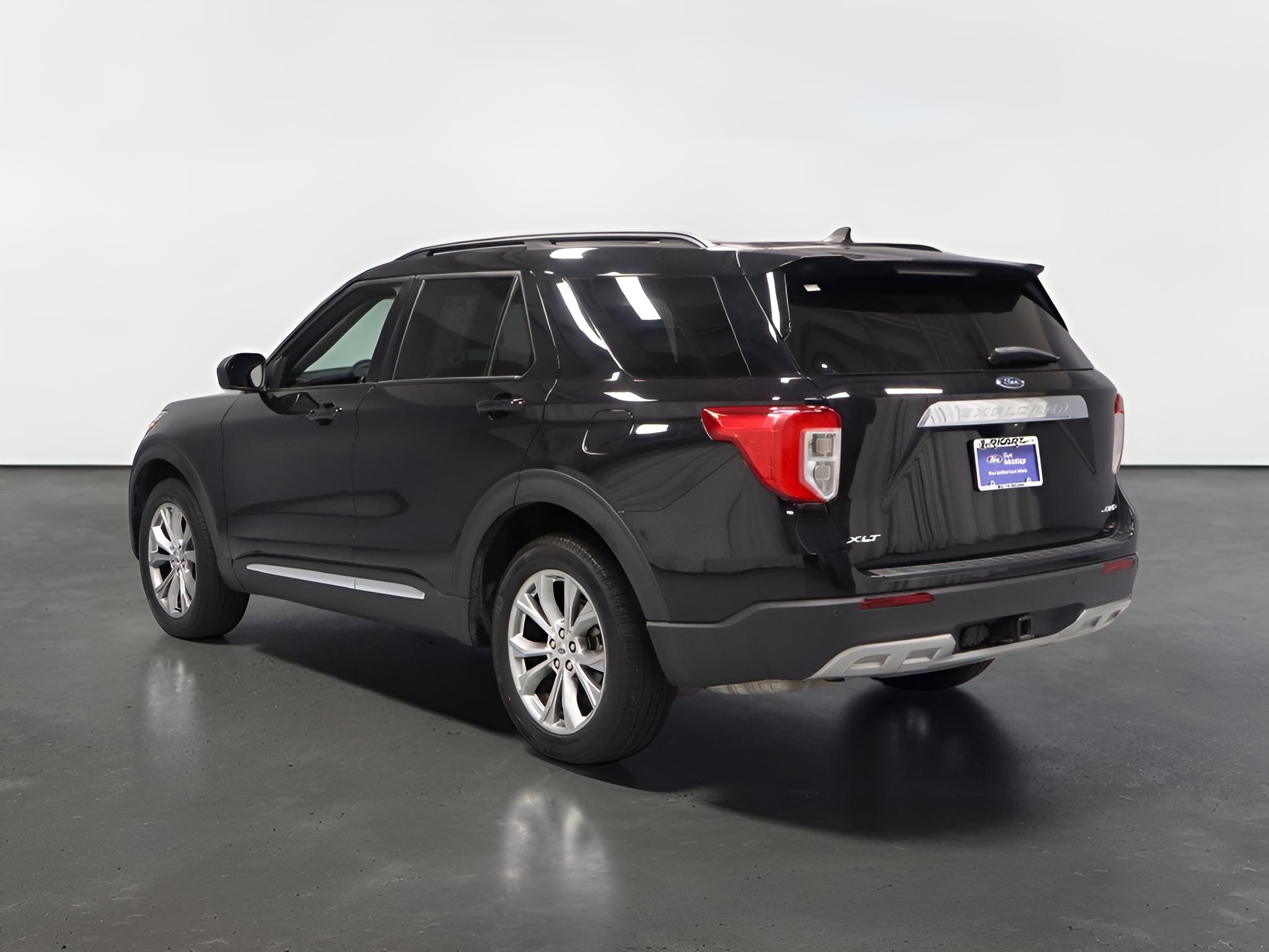 2023 Ford Explorer XLT 4WD