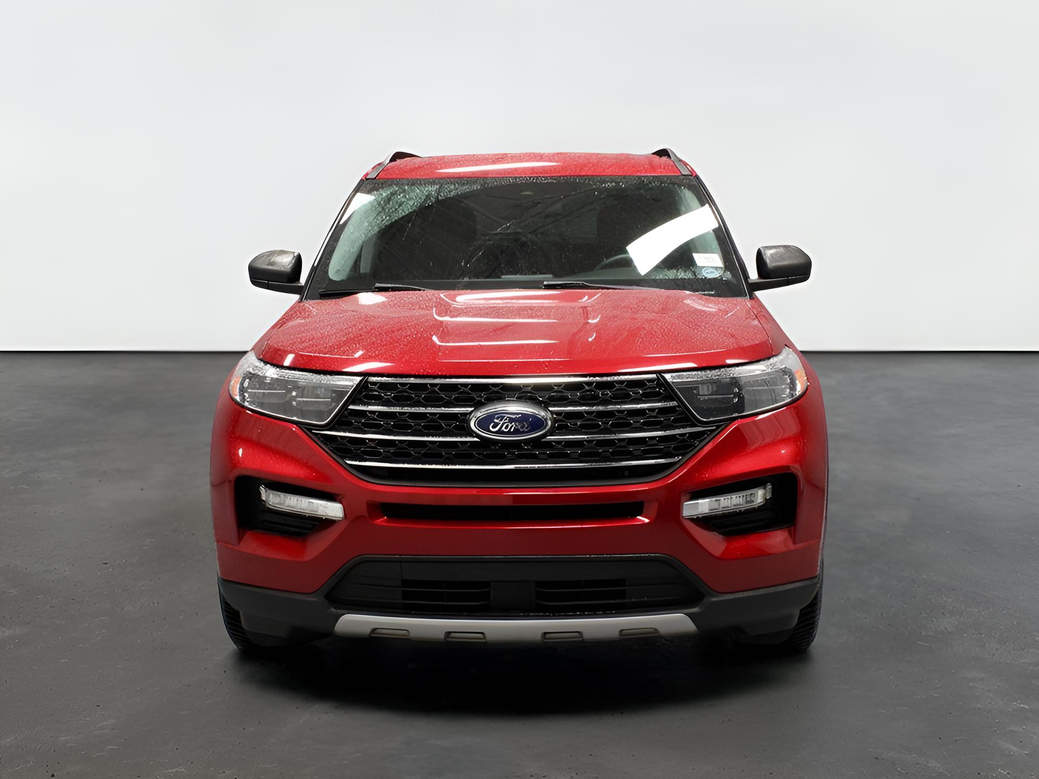 2023 Ford Explorer XLT 4WD