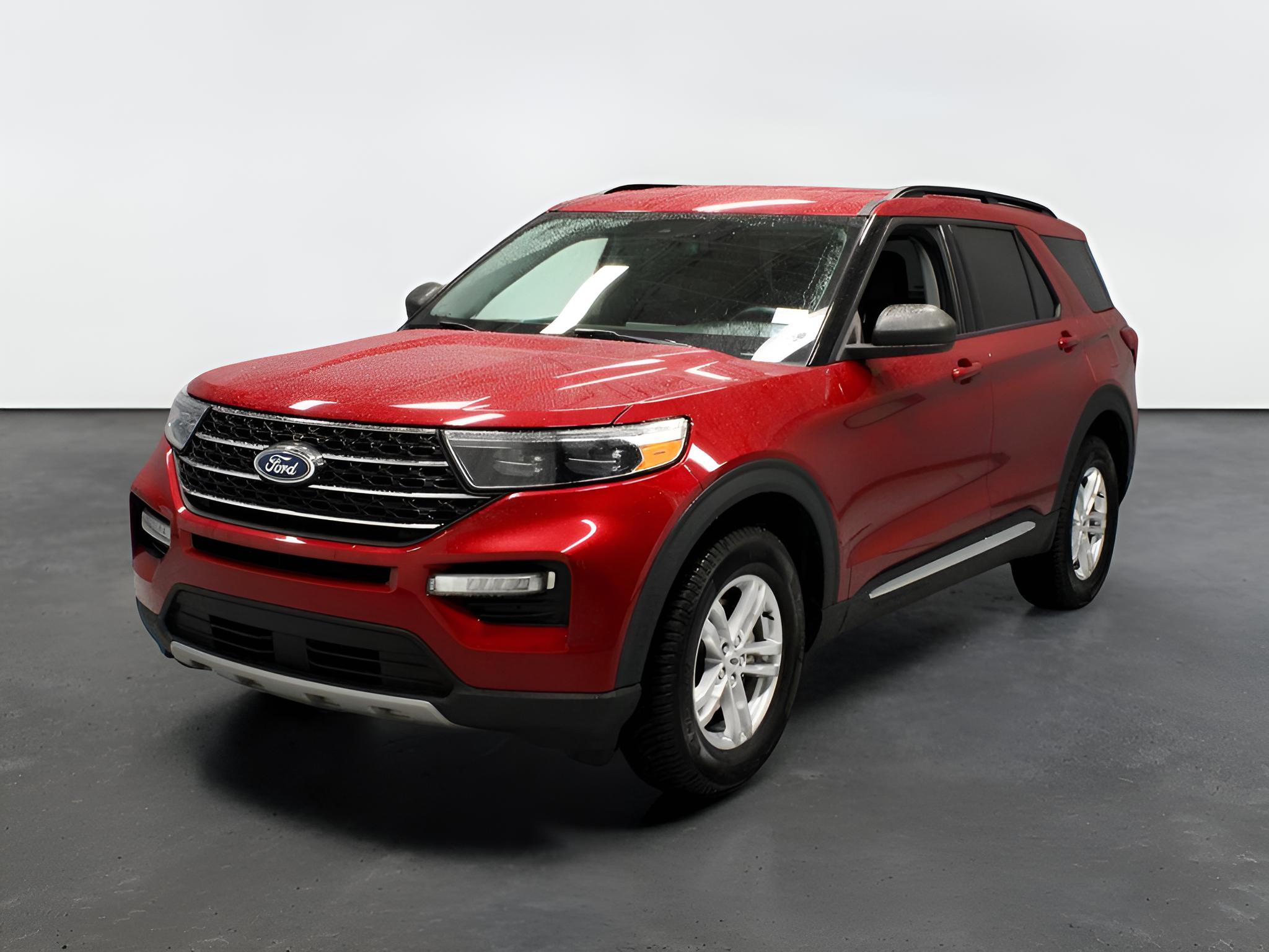 2023 Ford Explorer XLT 4WD