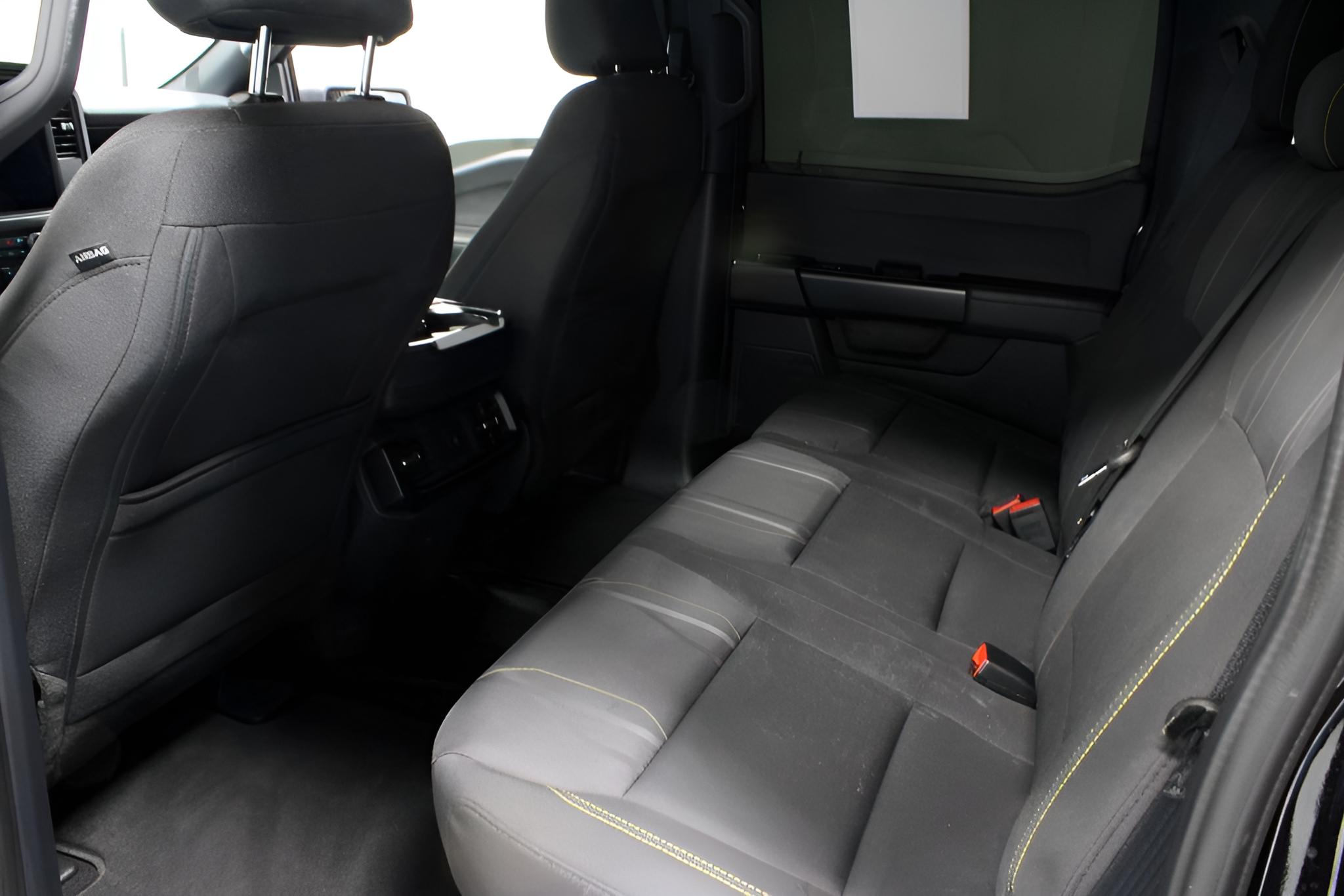 2025 Ford F-150 STX 4WD SuperCrew 5.5' Box