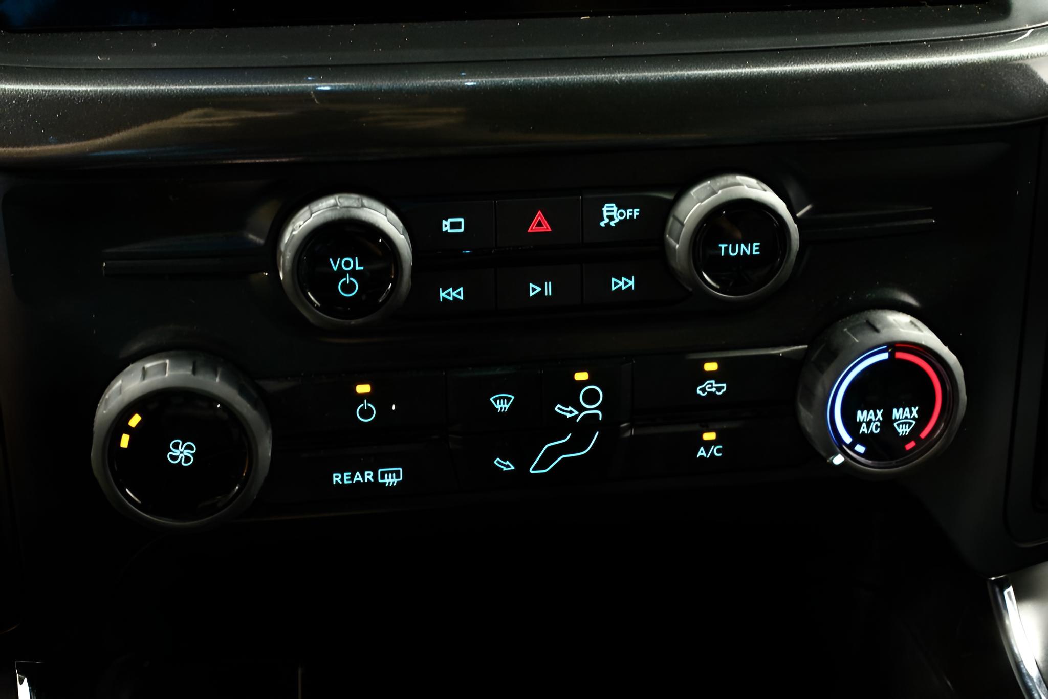2025 Ford F-150 STX 4WD SuperCrew 5.5' Box