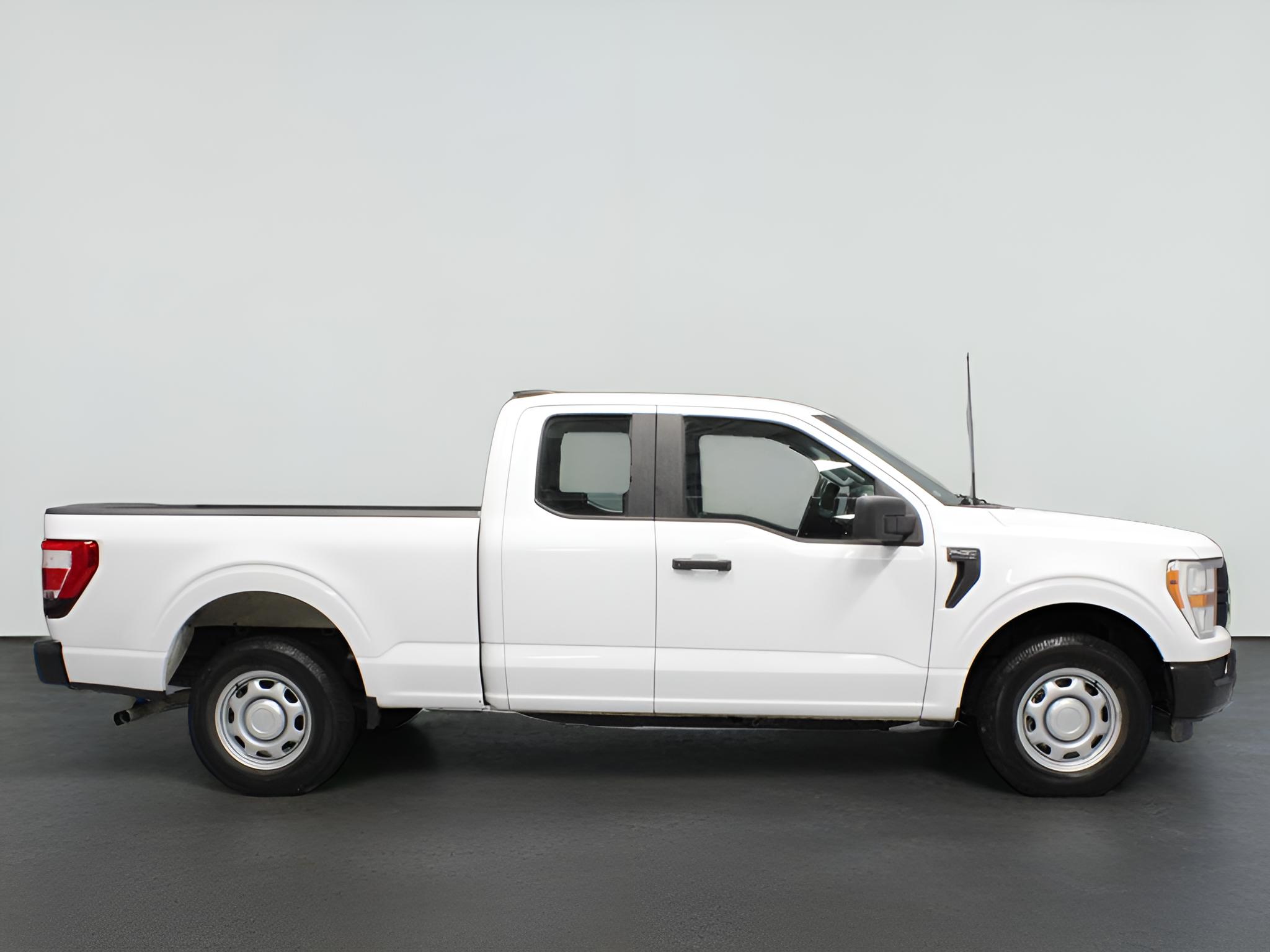 2021 Ford F-150 XL 2WD SuperCab 6.5' Box