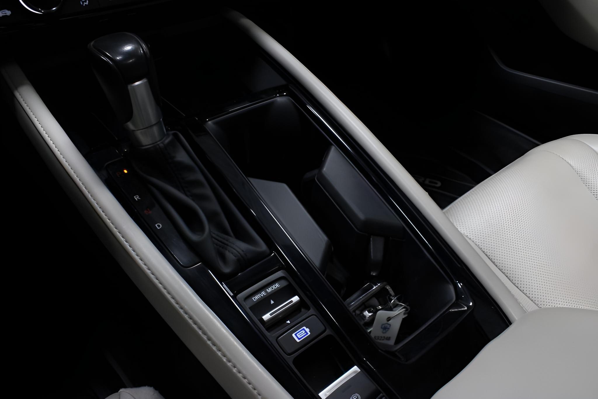 2024 Honda Accord Hybrid Touring Sedan