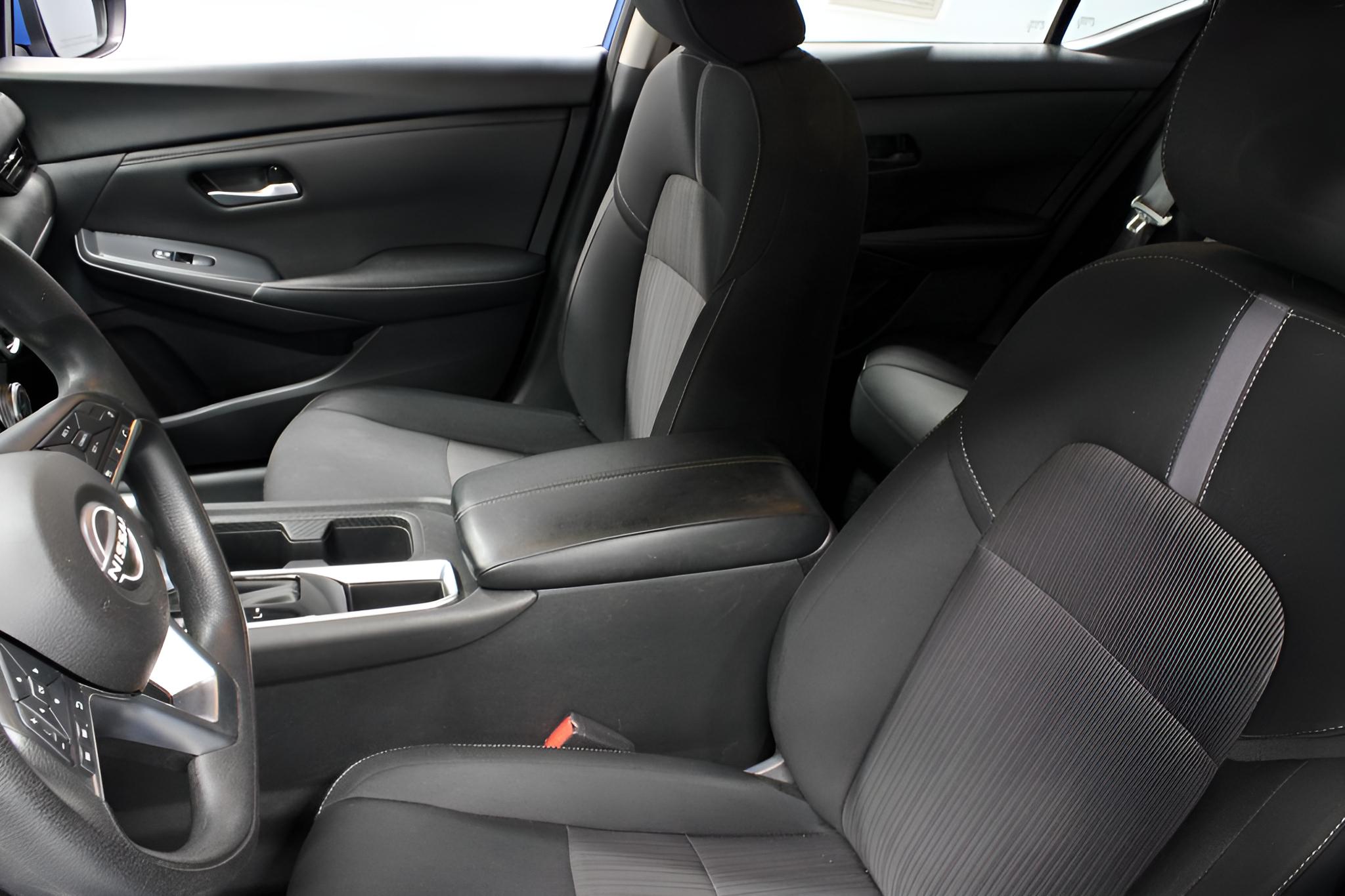2024 Nissan Sentra SV CVT