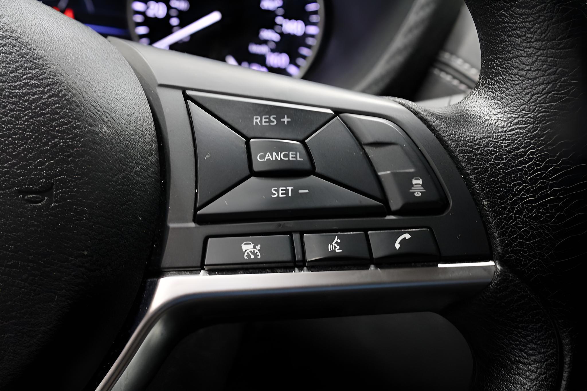 2024 Nissan Sentra SV CVT