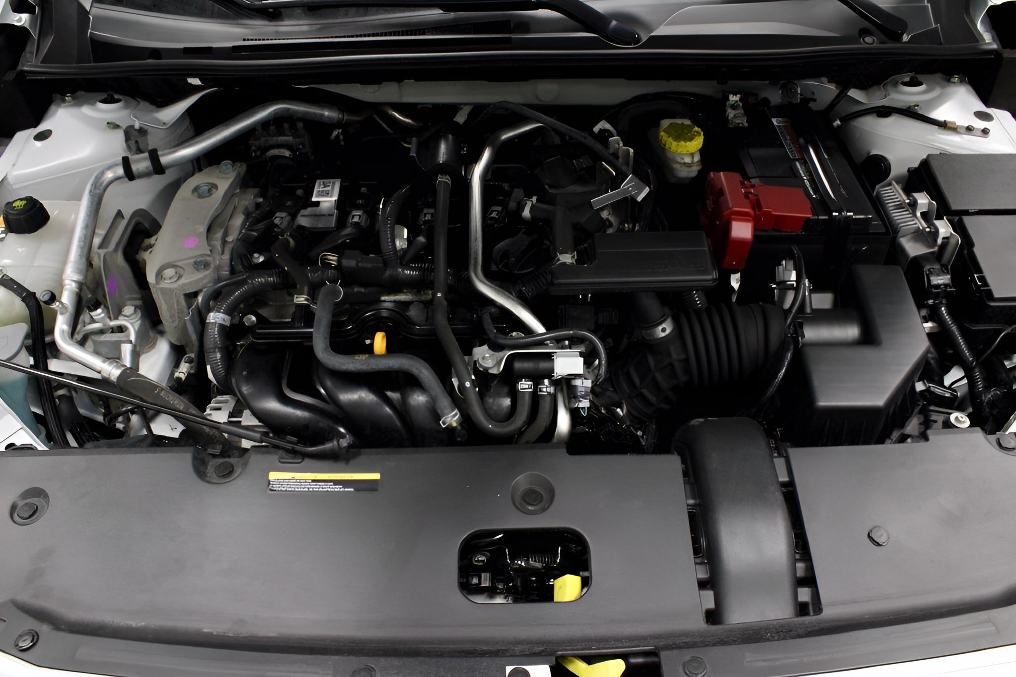 2025 Nissan Sentra SR CVT