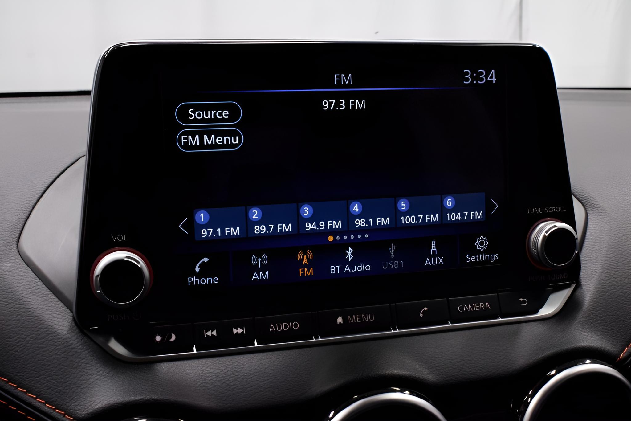 2025 Nissan Sentra SR CVT