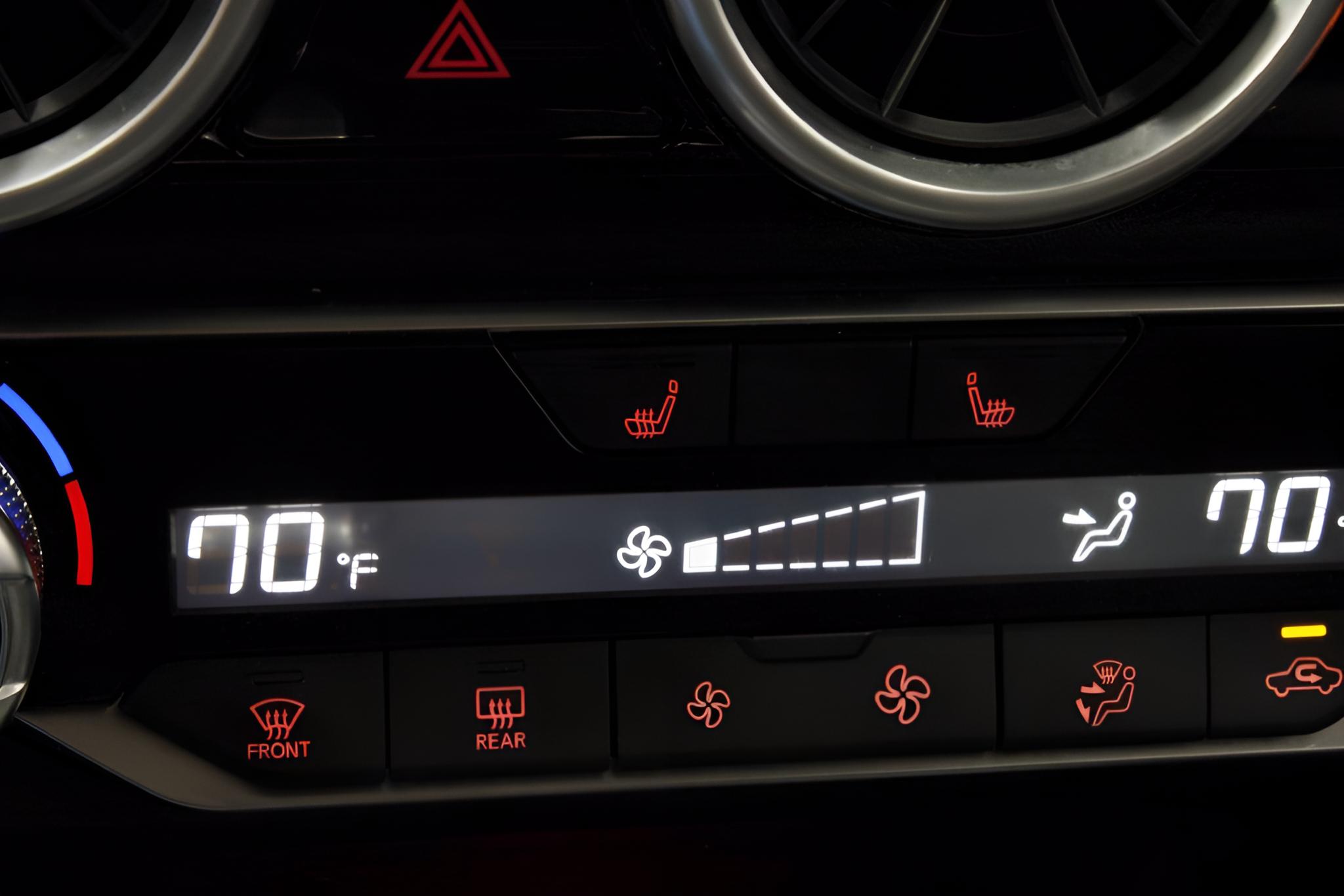 2025 Nissan Sentra SR CVT