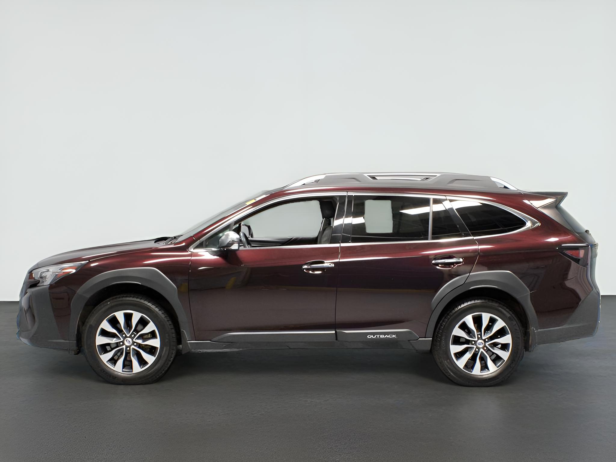 2023 Subaru Outback Touring CVT