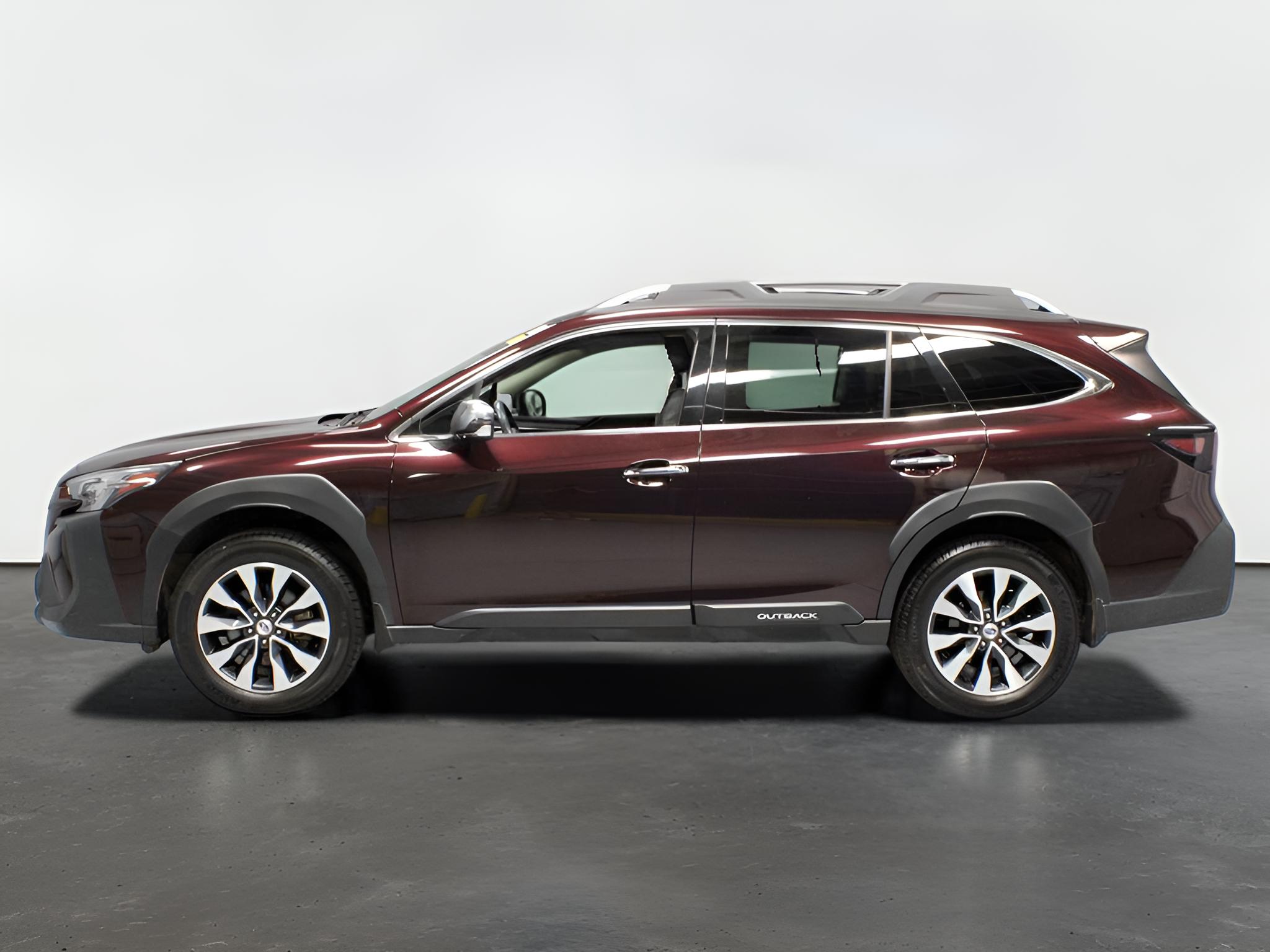 2023 Subaru Outback Touring CVT