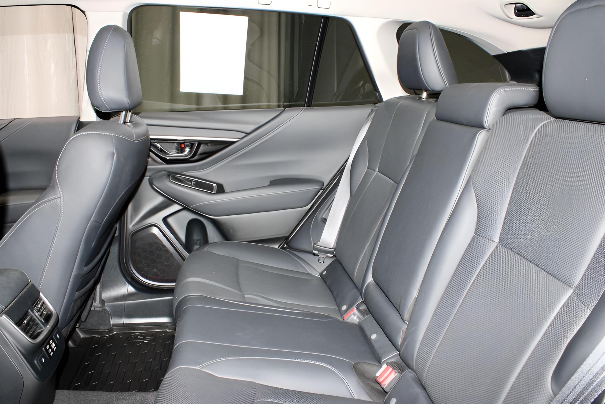 2023 Subaru Outback Touring CVT