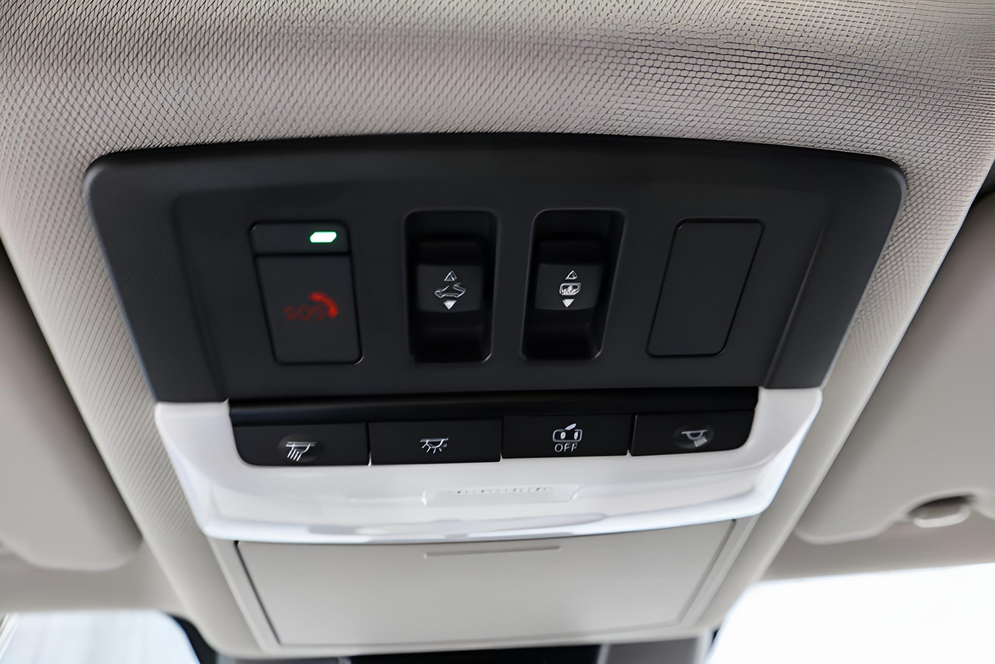2023 Nissan Rogue AWD SV