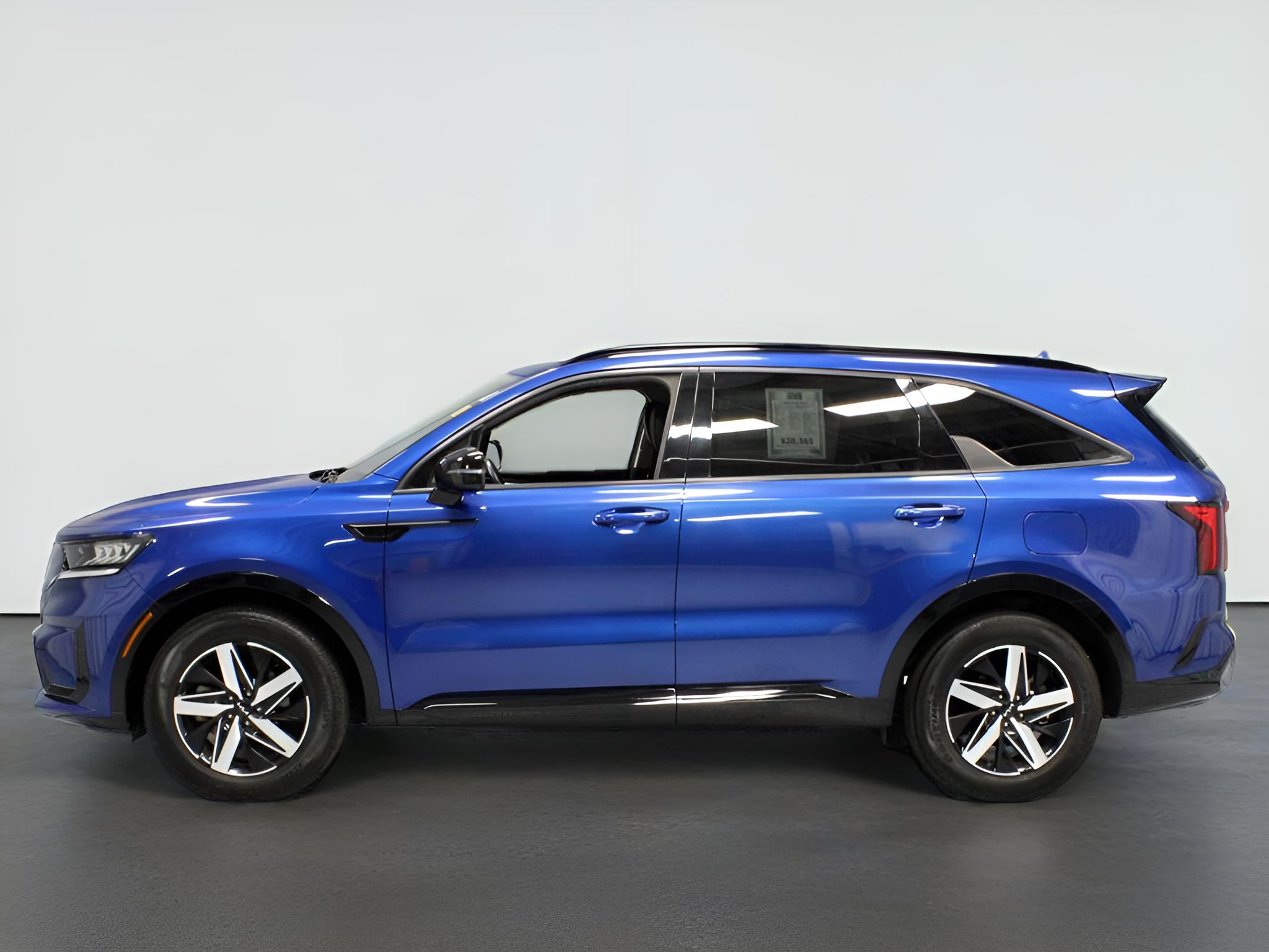 2023 Kia Sorento S FWD