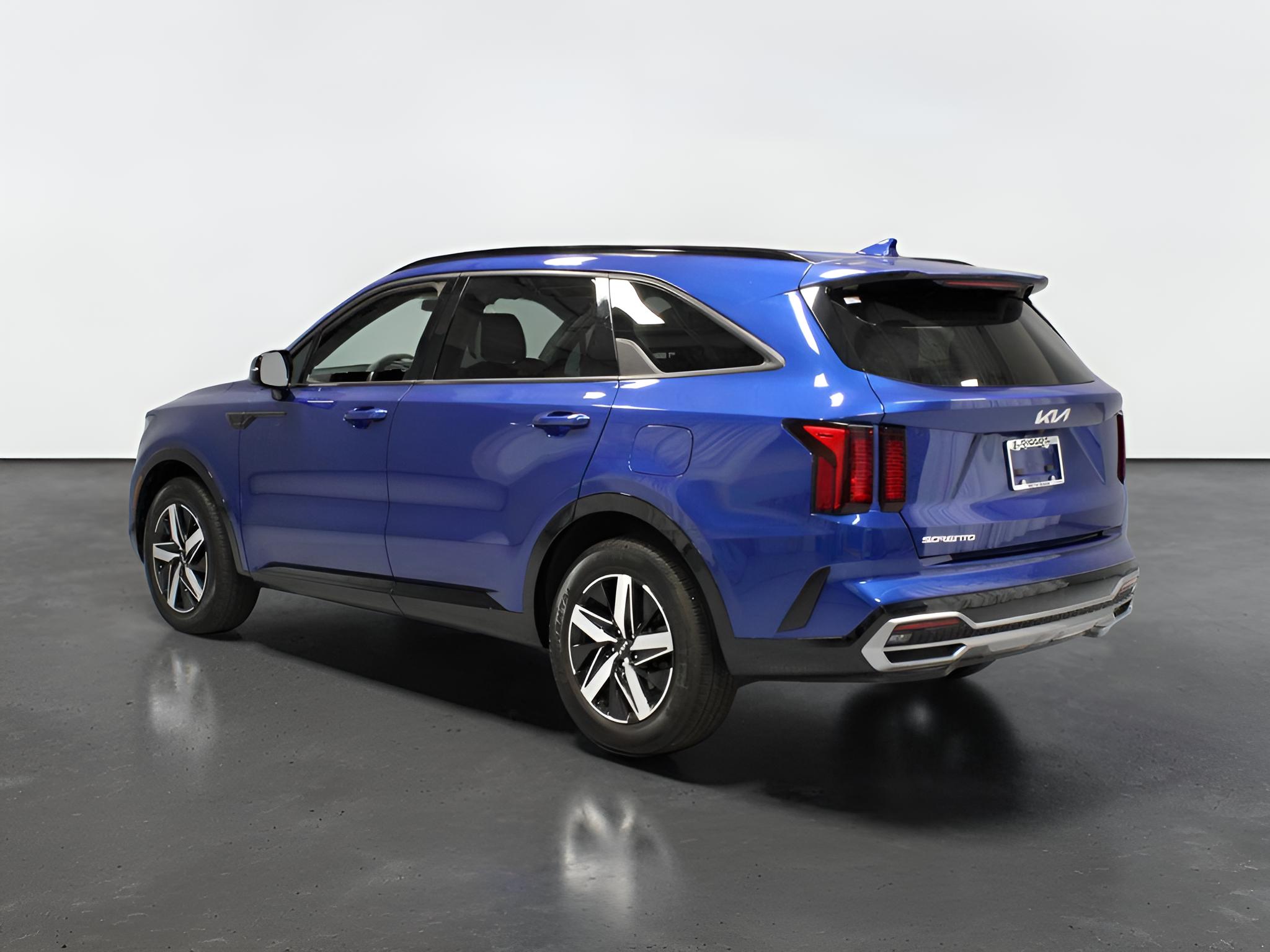 2023 Kia Sorento S FWD
