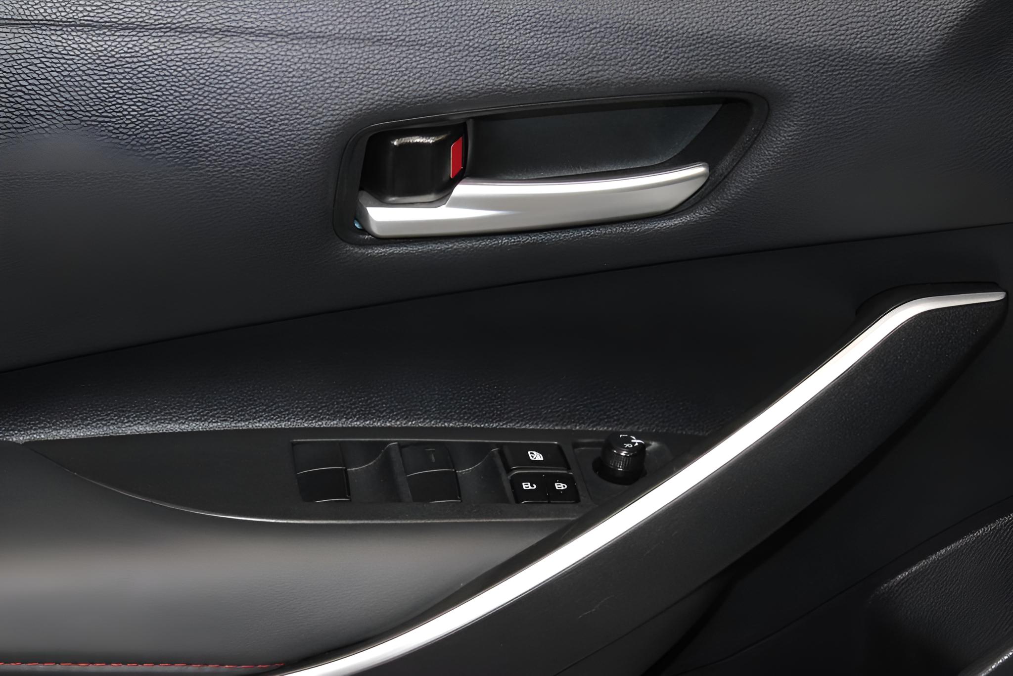 2025 Toyota Corolla SE CVT (Natl)