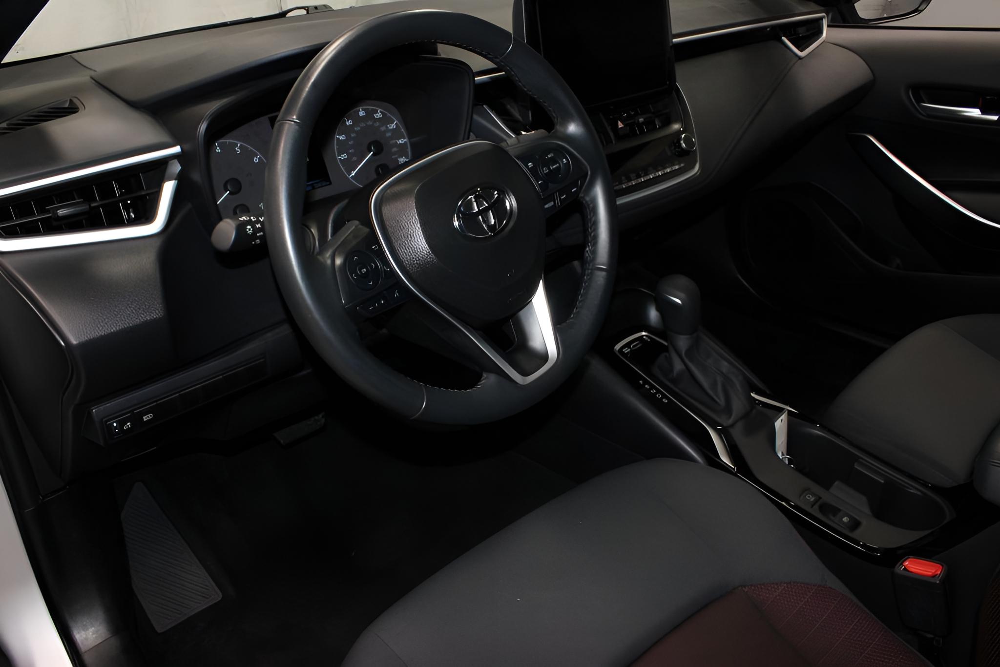 2025 Toyota Corolla SE CVT (Natl)