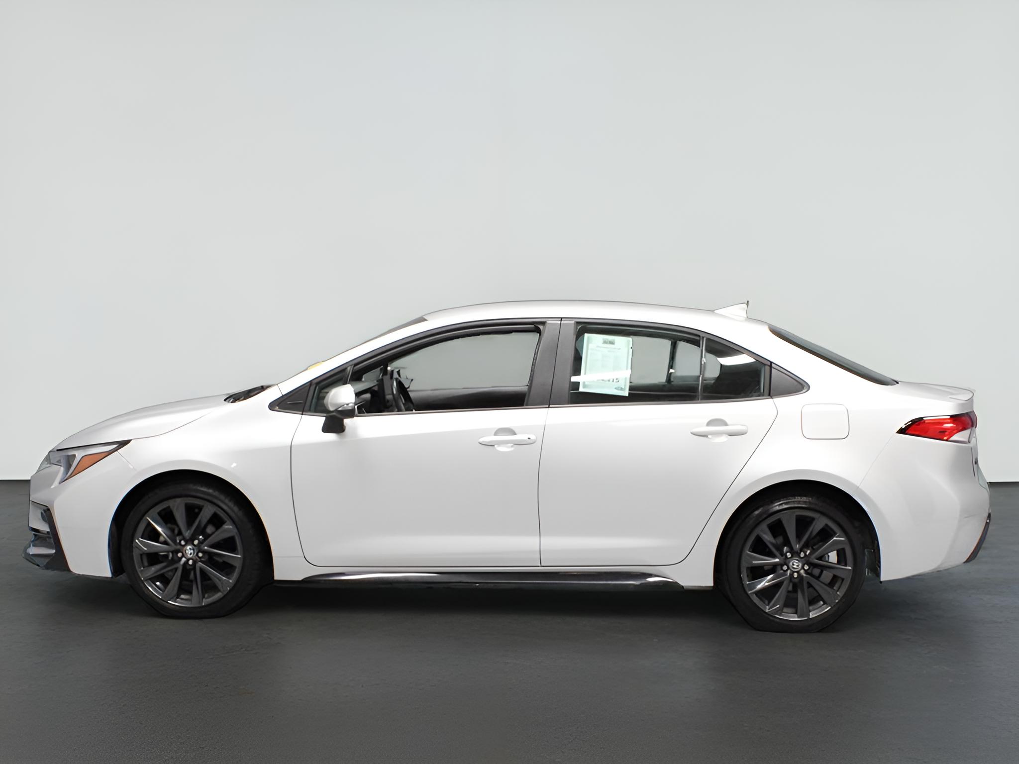 2025 Toyota Corolla SE CVT (Natl)