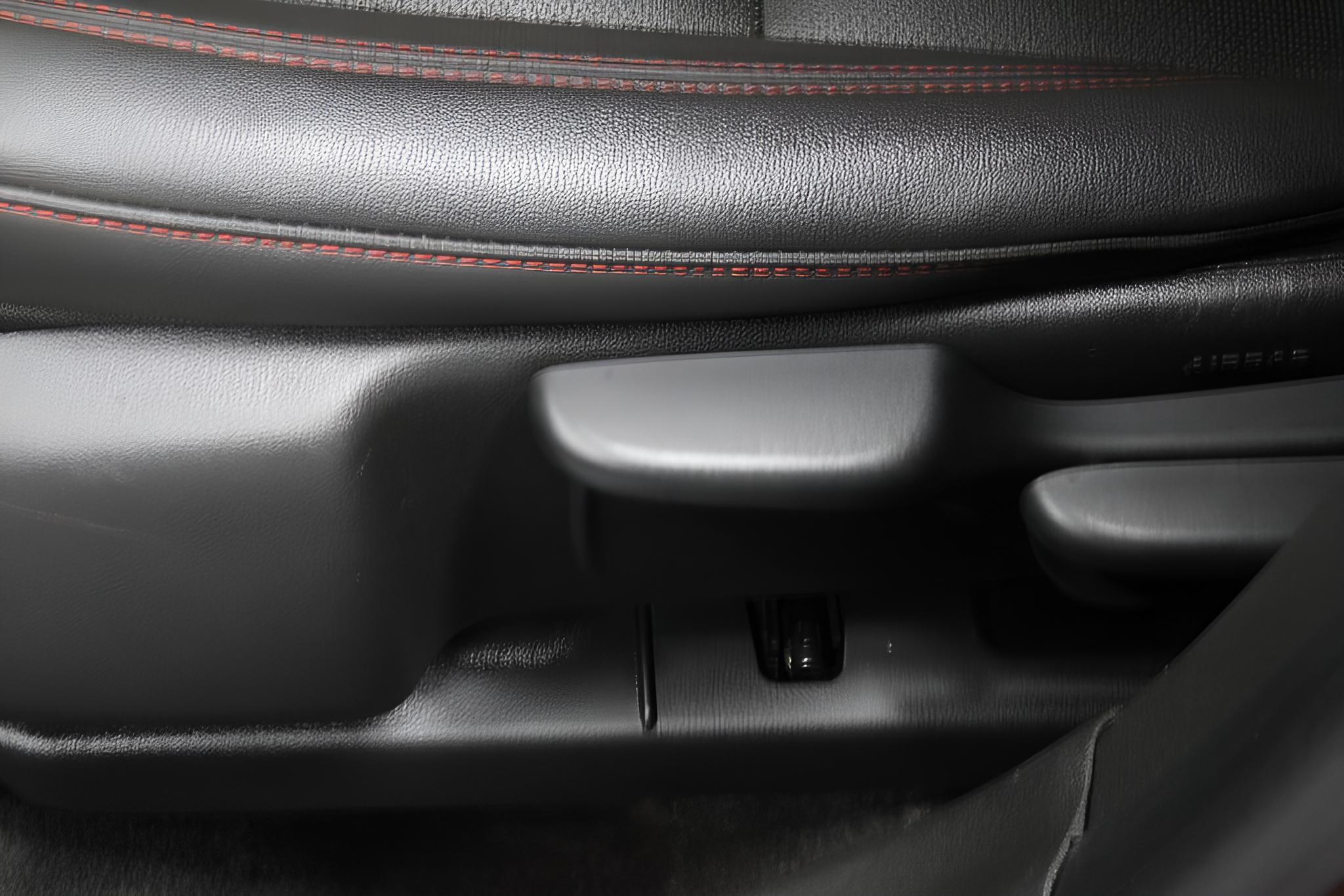 2025 Chevrolet Trax FWD 4dr 2RS