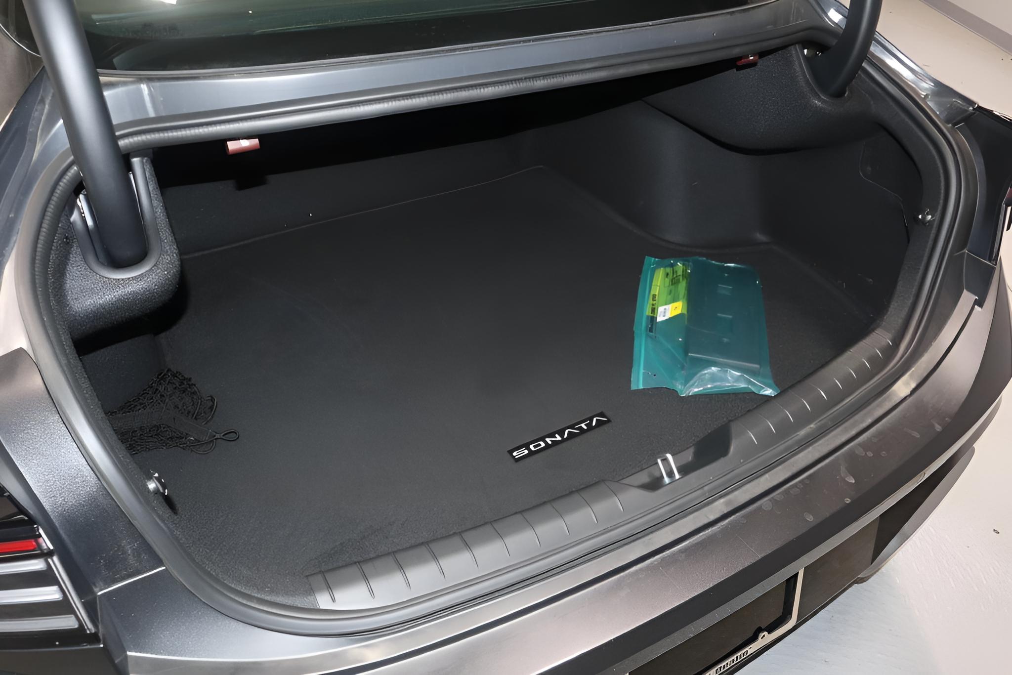 2025 Hyundai SONATA Hybrid Limited FWD