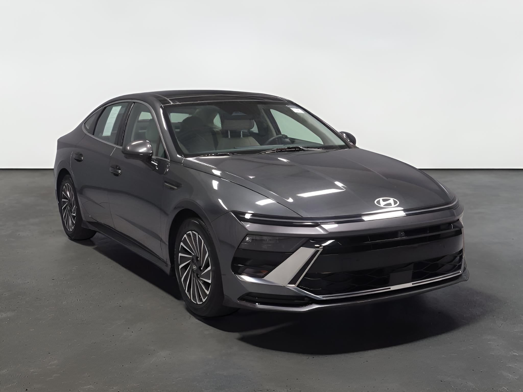 2025 Hyundai SONATA Hybrid Limited FWD