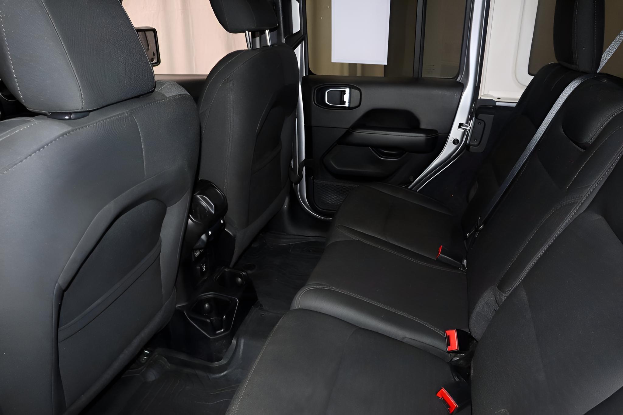 2020 Jeep Wrangler Unlimited Unlimited Sahara